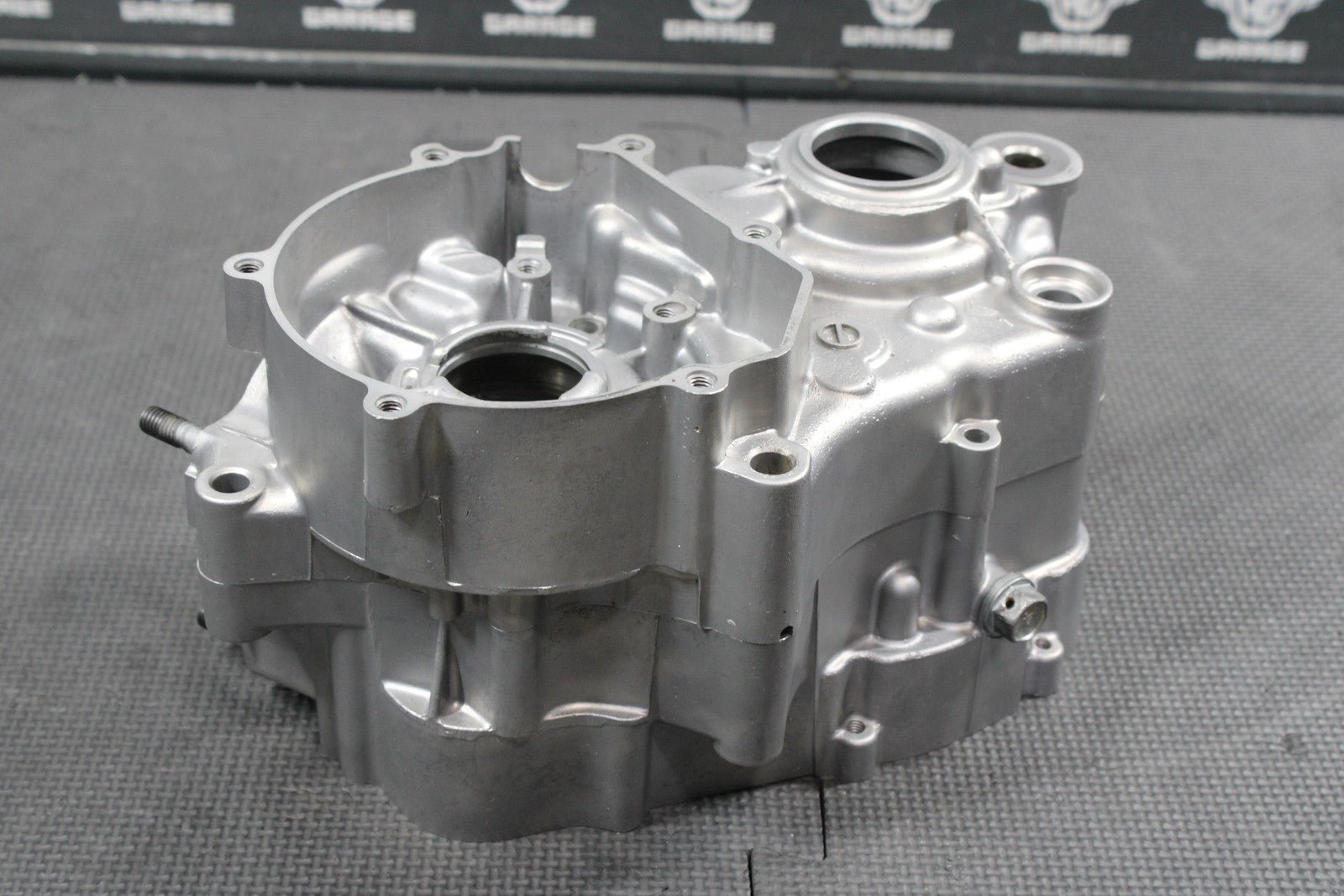 2012 KAWASAKI 08 - 13 KX85 OEM LEFT RIGHT ENGINE MOTOR CRANKCASE CASES BLOCK - hggarage