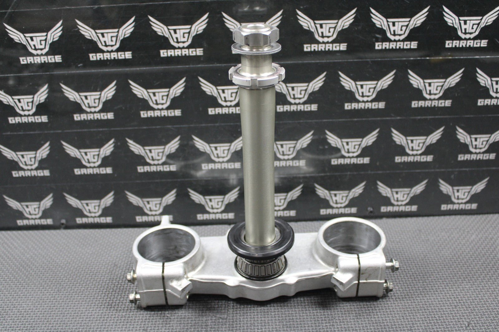 2020 SUZUKI 20 - 25 RMZ250 OEM FRONT FORKS LOWER TRIPLE TREE STEM 51410 - 46K10 - hggarage