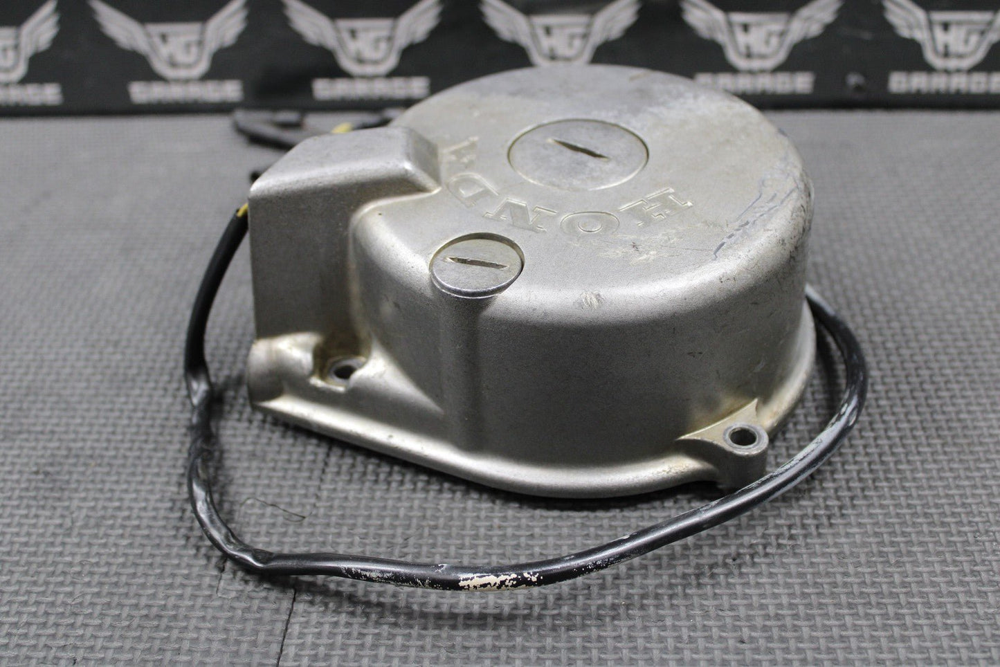 1999 HONDA XR200R 90 - 02 OEM STATOR MAGNETO ALTERNATOR & CASE COVER 31120 - KT0 - 831 - hggarage