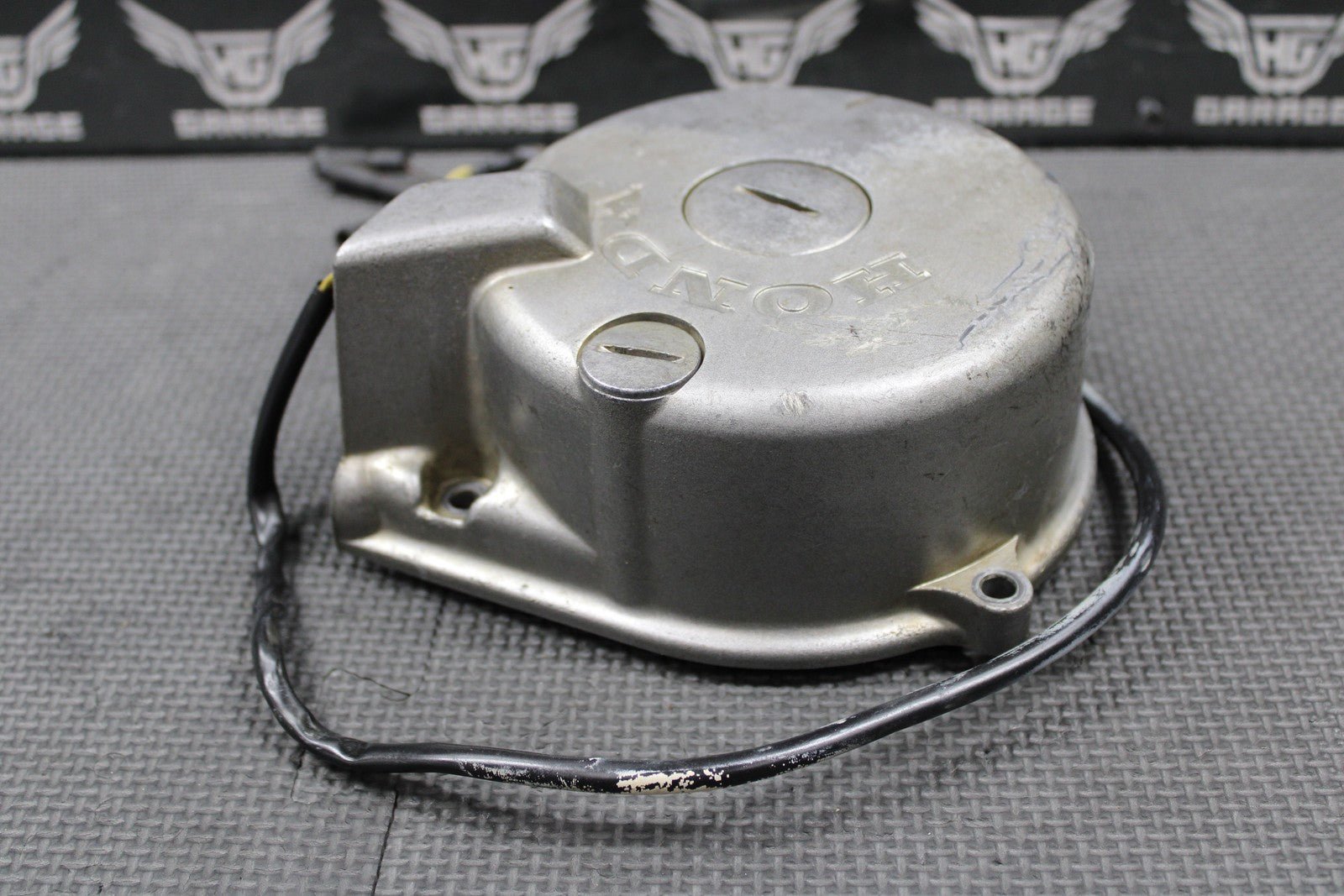 1999 HONDA XR200R 90 - 02 OEM STATOR MAGNETO ALTERNATOR & CASE COVER 31120 - KT0 - 831 - hggarage