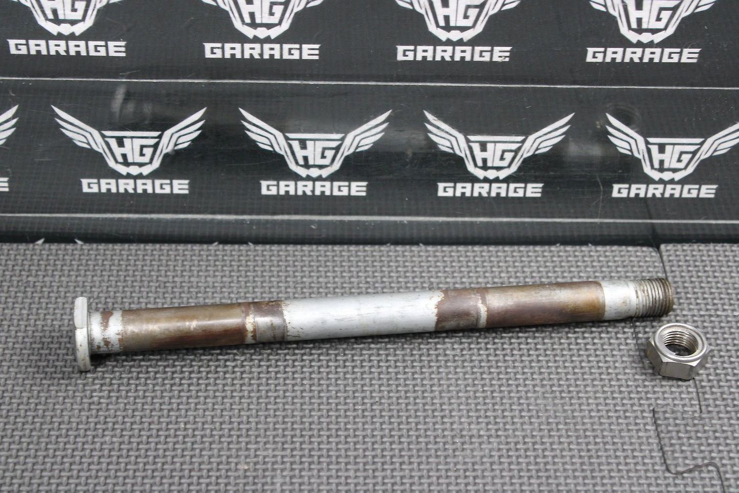 2006 Kawasaki KX450F OEM Rear Back Swingarm Bolt Suspension Pivot Axle 33032 - 001 - hggarage