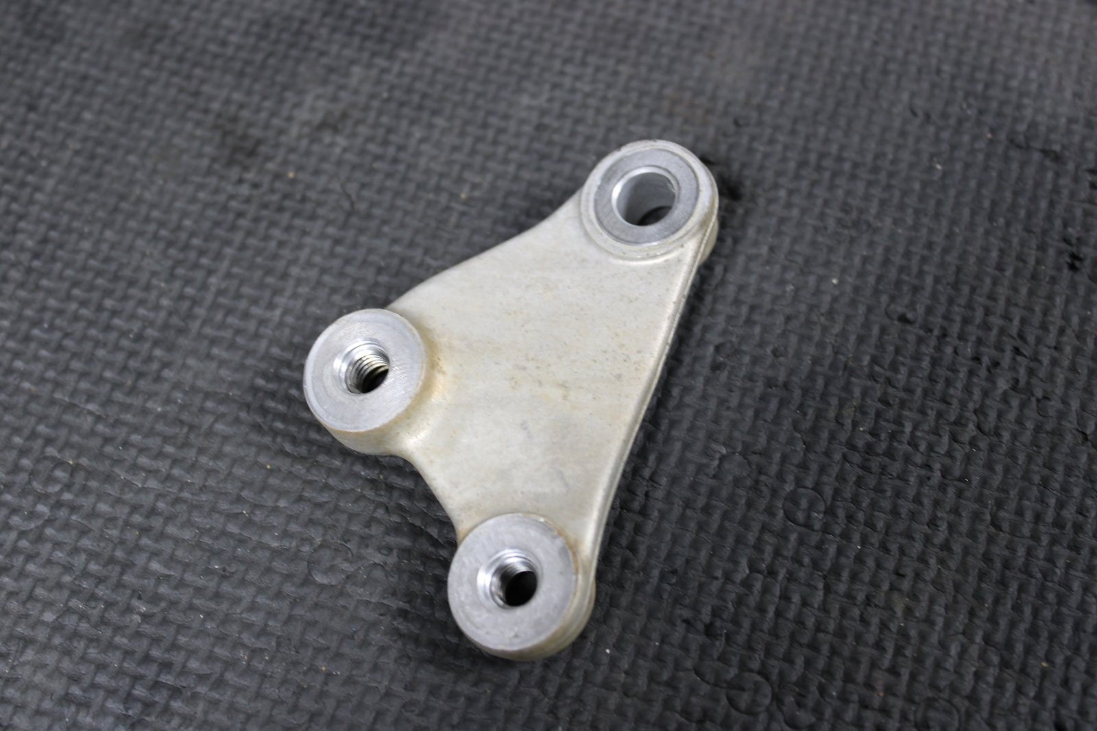 2012 SUZUKI 08 - 12 RMZ450 2008 RMZ450Z OEM ENGINE MOTOR MOUNT STAY BRACKETS - hggarage