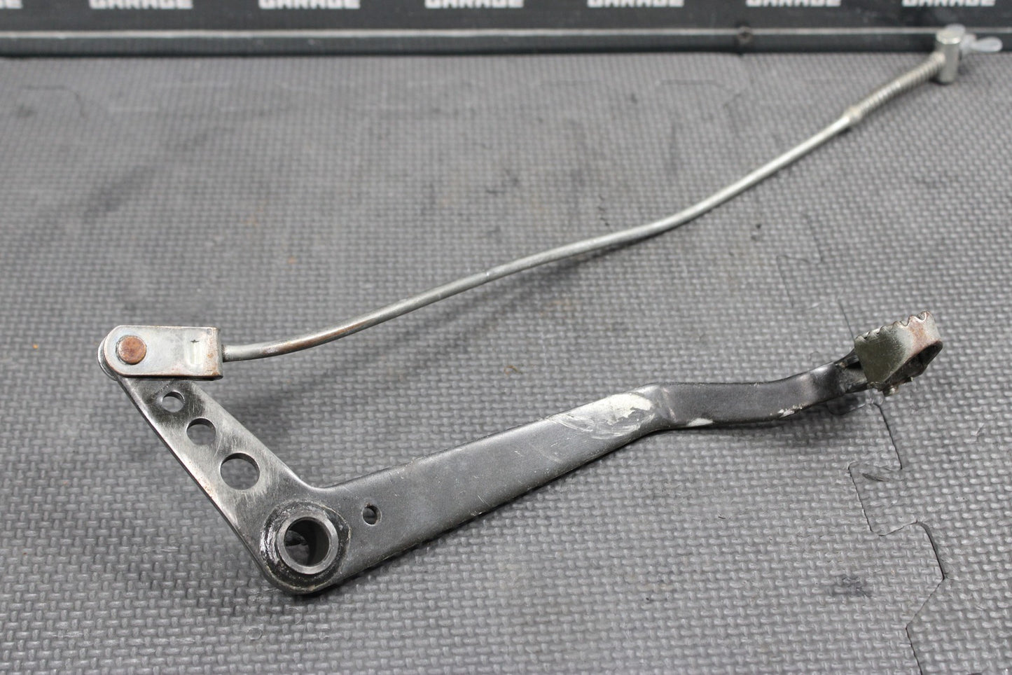 2000 YAMAHA TTR125 TR125L OEM RIGHT REARSET BRAKE FOOT PEDAL 5HP - 27200 - 00 - 00 - hggarage