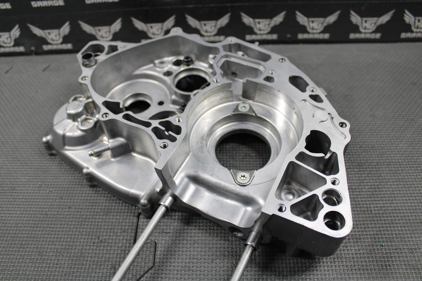 2008 HONDA CRF250R OEM RIGHT ENGINE CRANKCASE CRANK CASE 11100 - KRN - A10 GOOD! - hggarage