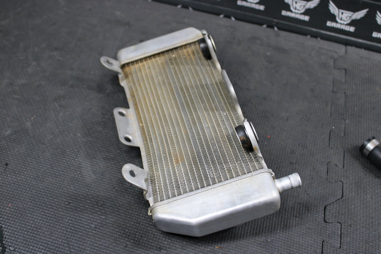 2006 YAMAHA YZ450F OEM LEFT SIDE RADIATOR COOLING COOLER HOSES - hggarage