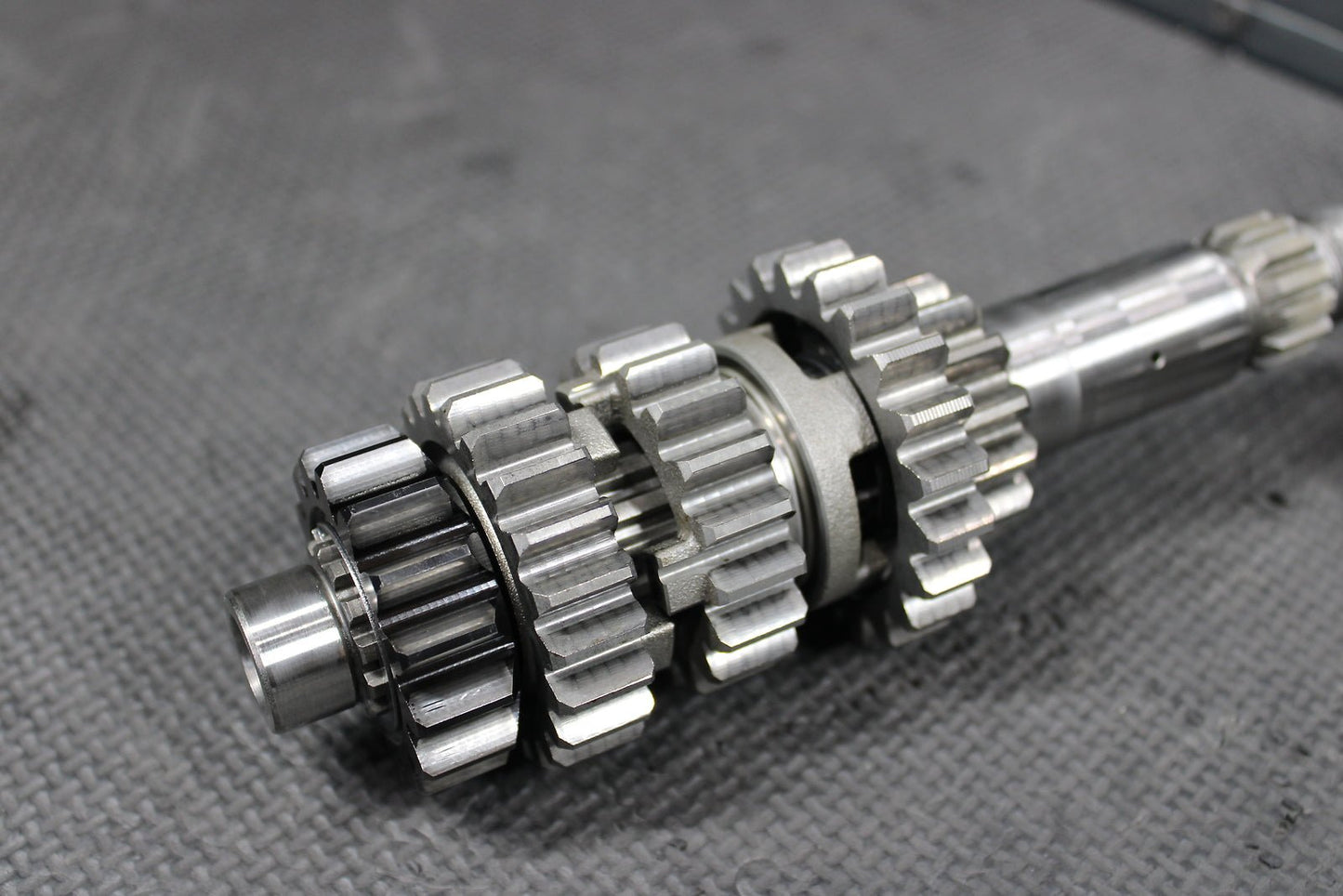 2006 Yamaha 06 - 09 YZ450F OEM Engine Transmission Tranny Assembly Gears - hggarage
