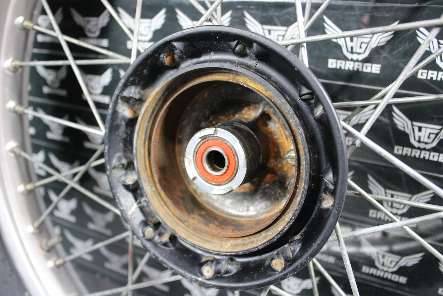 1998 HONDA XR200R FRONT WHEEL RIM HUB ASSEMBLY 44650 - KT0 - 306 - hggarage