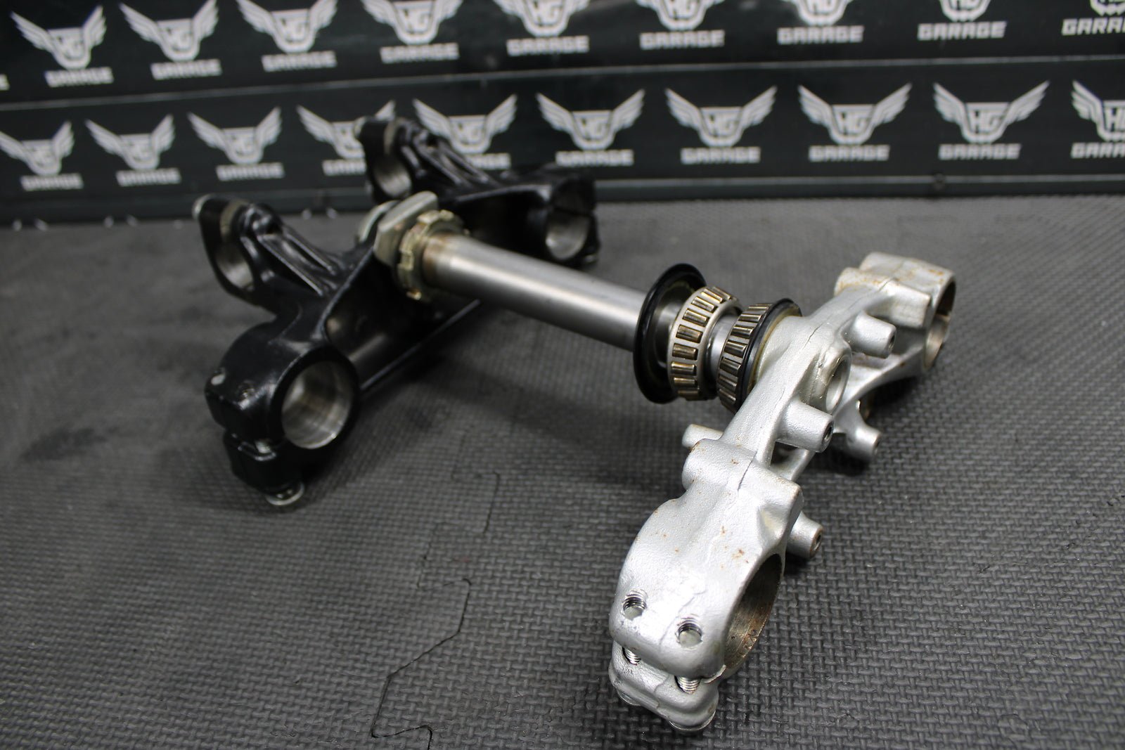 2001 Honda XR200R 90 - 02 OEM Front Fork Lower Upper Triple Tree Stem Bridge Clamp - hggarage