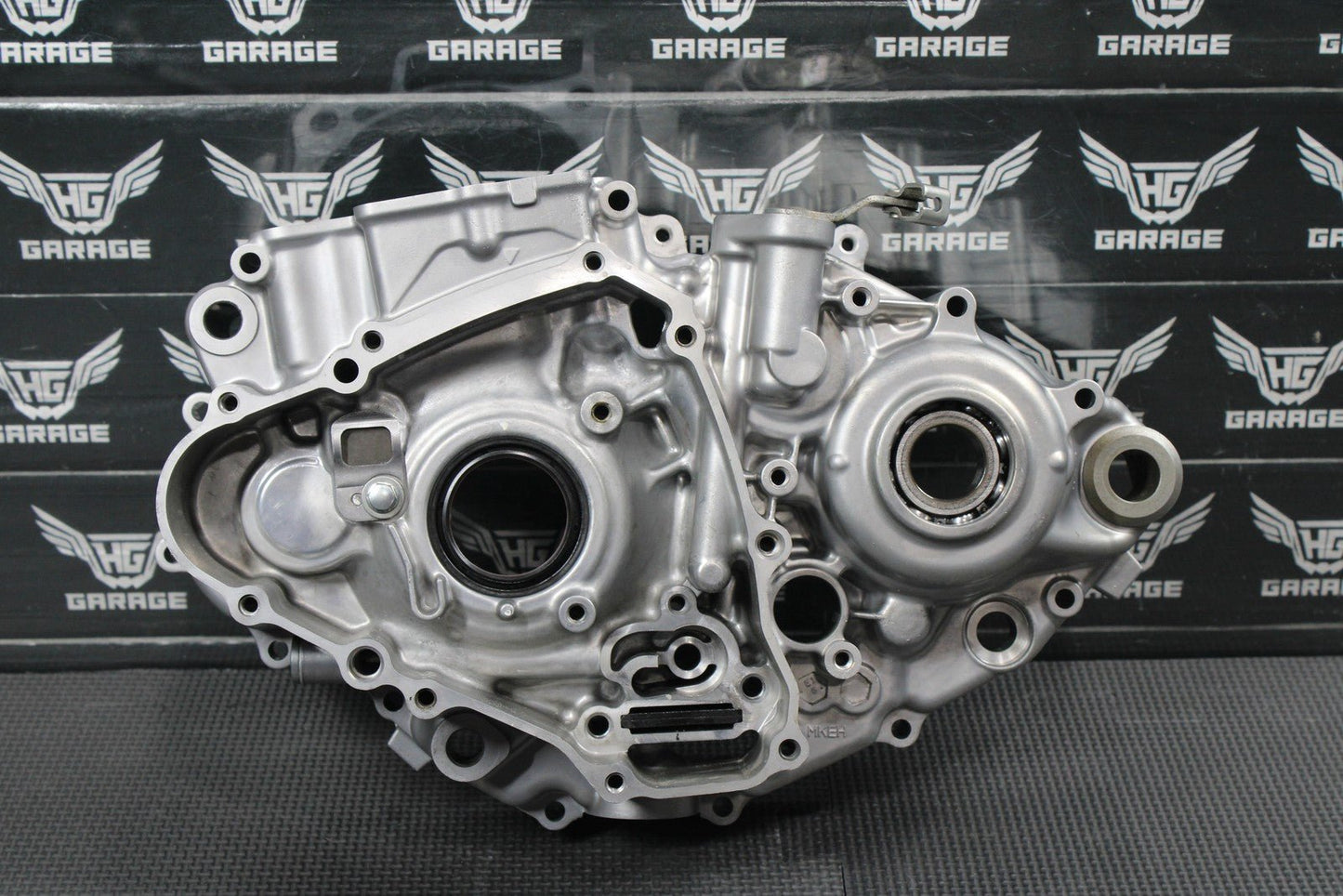 2019 HONDA 19 - 20 CRF450RX OEM LEFT ENGINE MOTOR CRANKCASE CRANK NEEDS REPAIR! - hggarage
