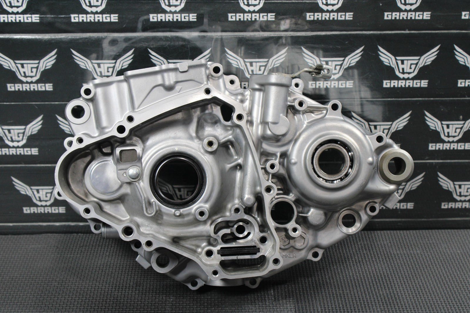 2019 HONDA 19 - 20 CRF450RX OEM LEFT ENGINE MOTOR CRANKCASE CRANK NEEDS REPAIR! - hggarage
