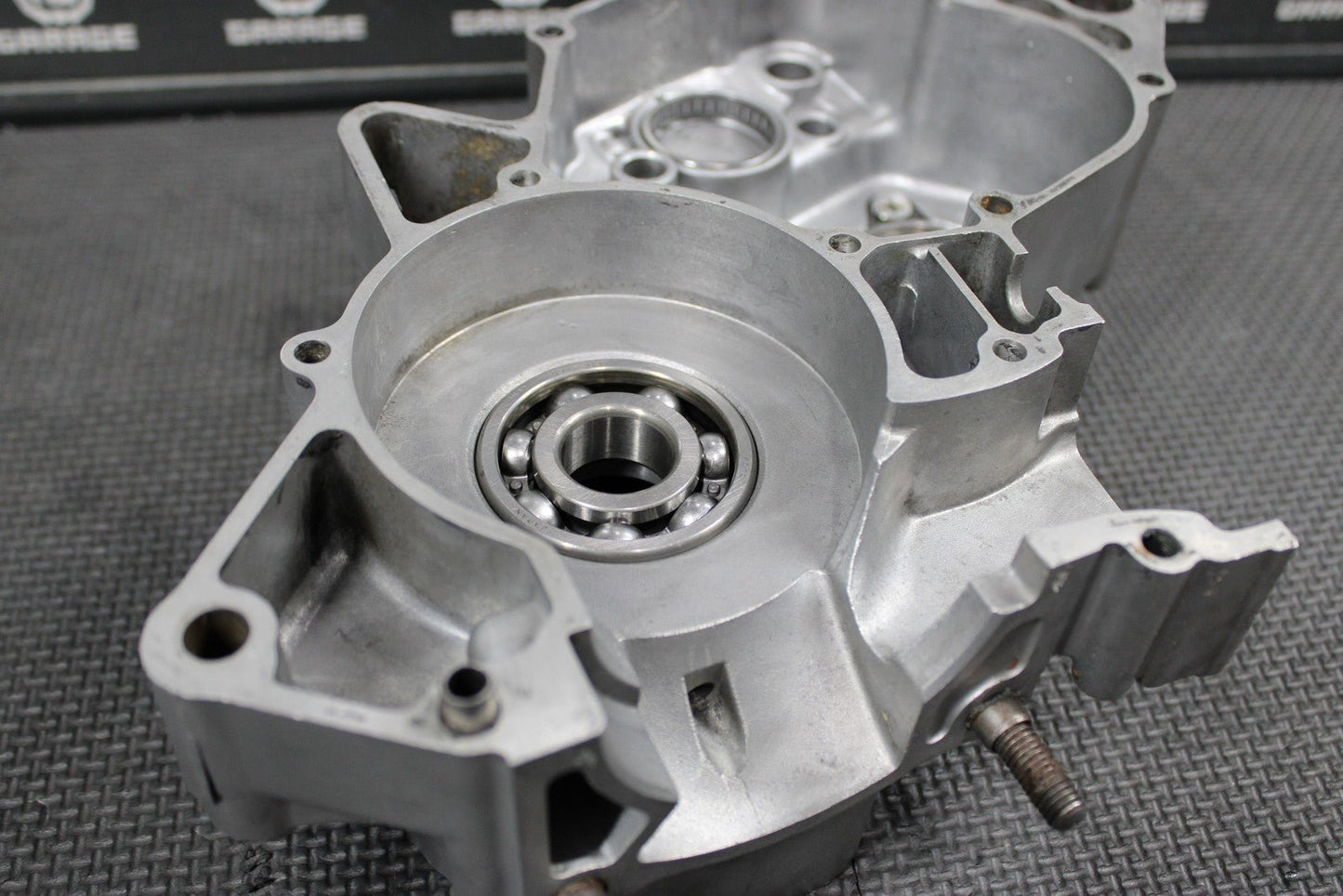 1998 HONDA CR125R OEM LEFT ENGINE MOTOR CRANKCASE CRANK CASES BLOCK READ DESC! - hggarage