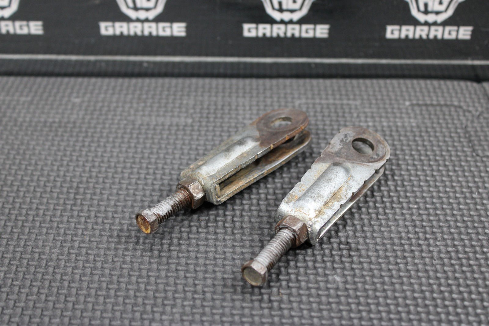 1991 YAMAHA 89 - 06 BANSHEE 350 88 - 06 OEM MAIN DRIVE CHAIN PULLER TENSIONER - hggarage