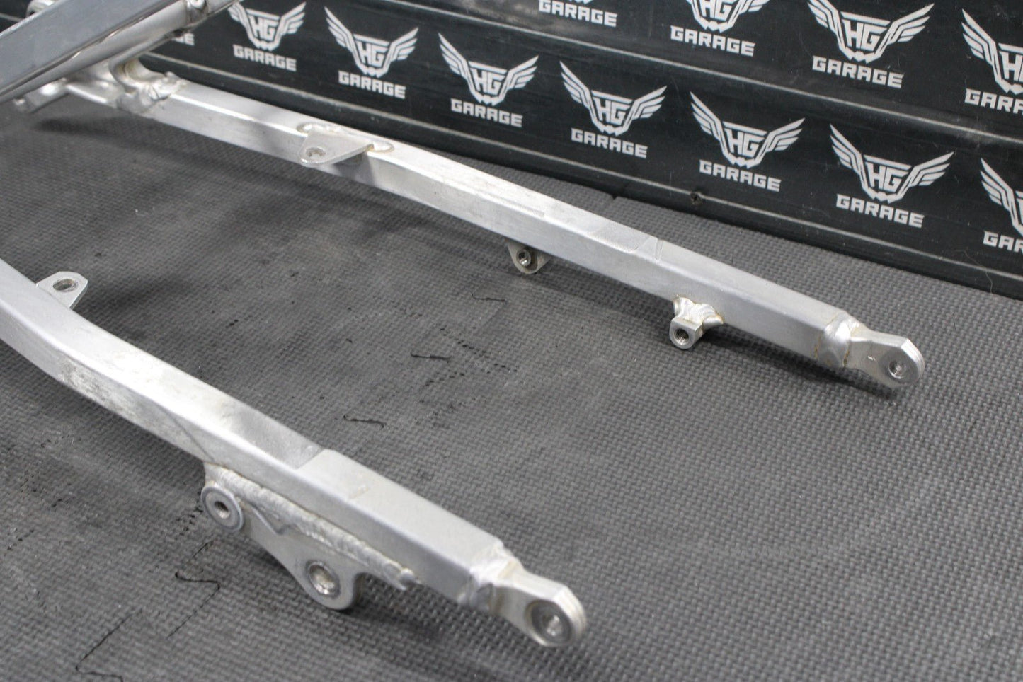 2006 YAMAHA YZ250F OEM REAR BACK SUB FRAME SUBFRAME 5XC - 21190 - 90 - 00 - hggarage