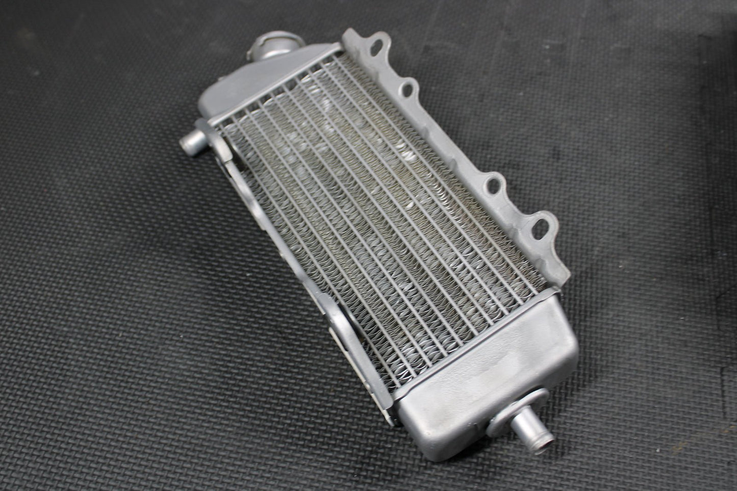 2004 KAWASAKI KX250F OEM ENGINE MOTOR COOLING COOLER RADIATOR MINT! 39061 - 0 - hggarage