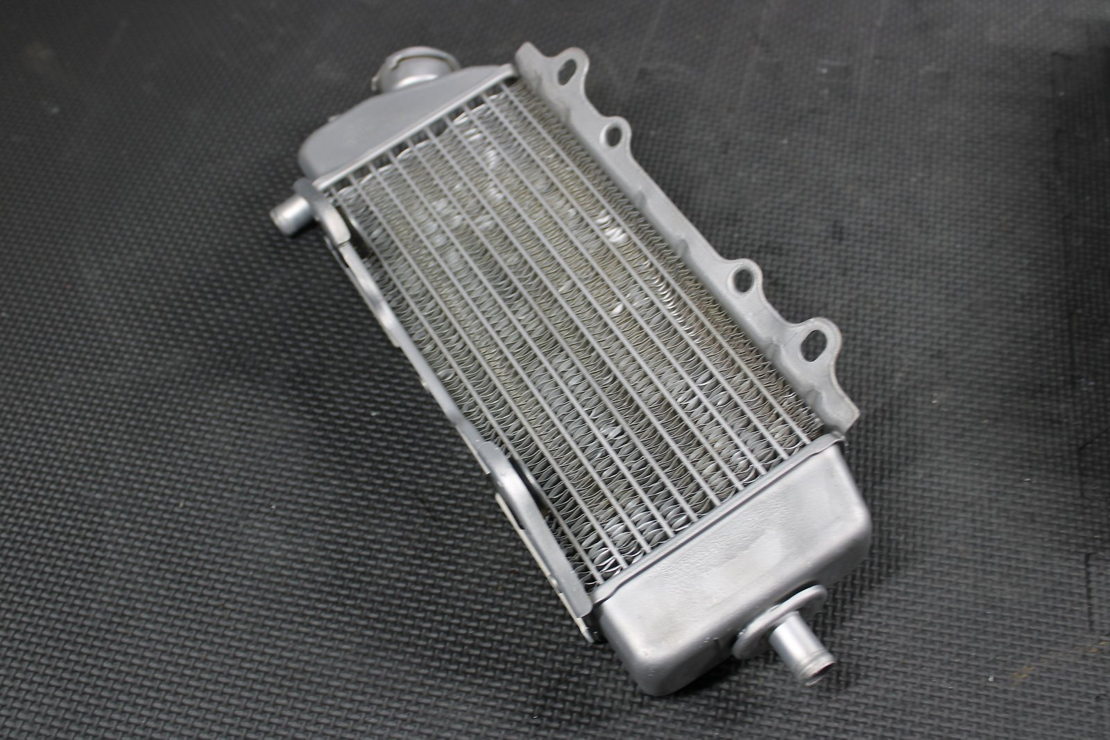 2004 KAWASAKI KX250F OEM ENGINE MOTOR COOLING COOLER RADIATOR MINT! 39061 - 0 - hggarage