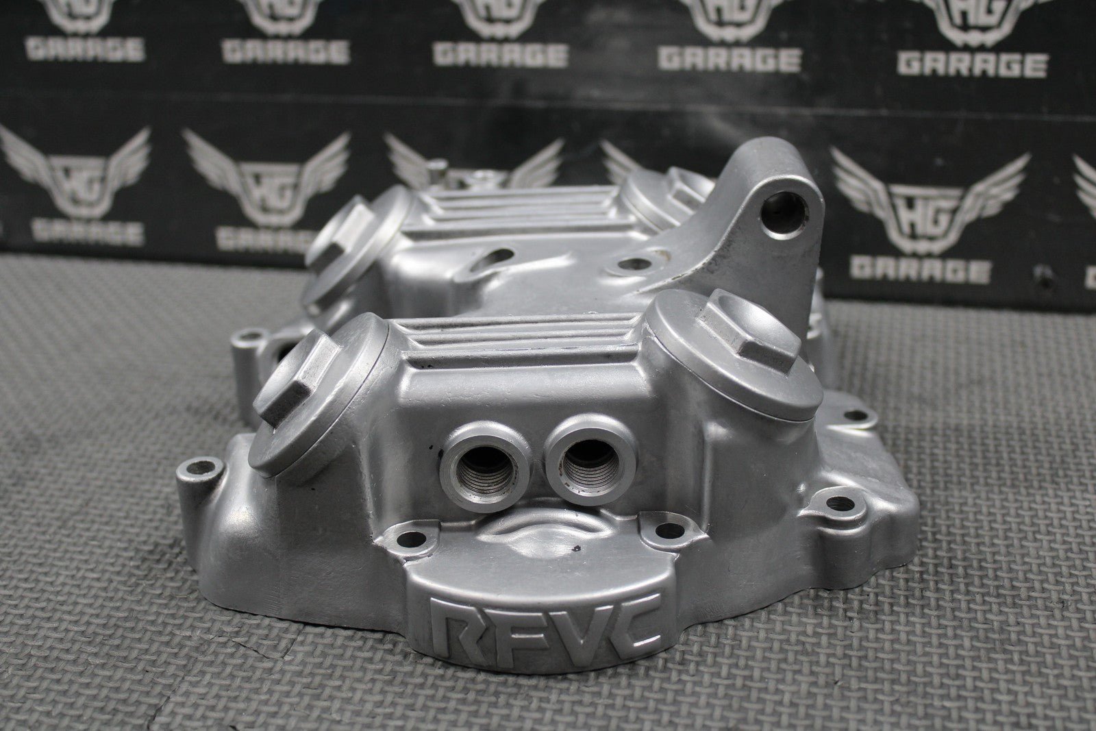 1989 HONDA 88 - 95 XR250R OEM ENGINE CYLINDER HEAD VALVE COVER 12311 - KT1 - 780 NICE! - hggarage