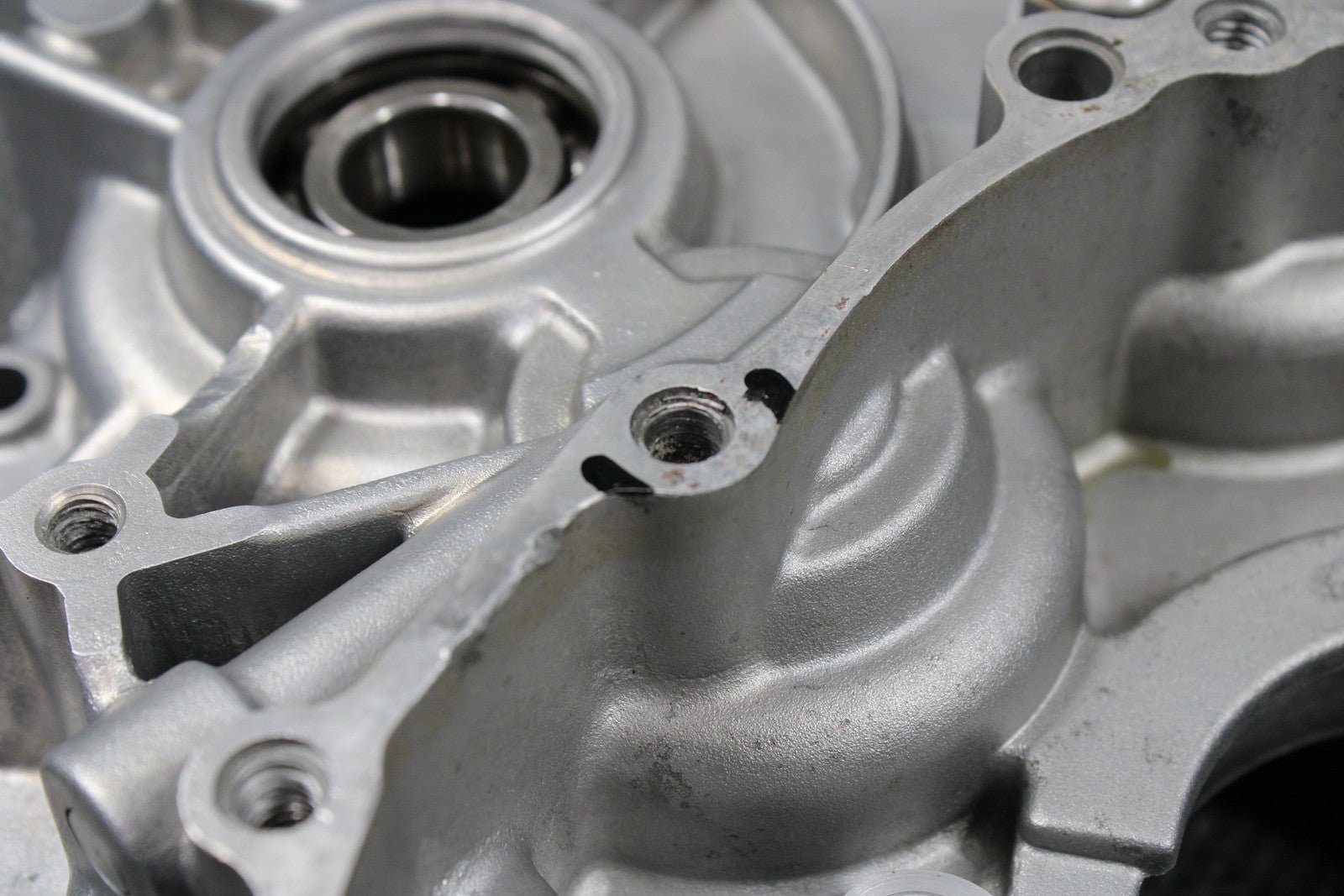 2008 KAWASAKI KLX140 OEM LEFT ENGINE CRANKCASE CRANK CASES BLOCK NEEDS REPAIR! - hggarage