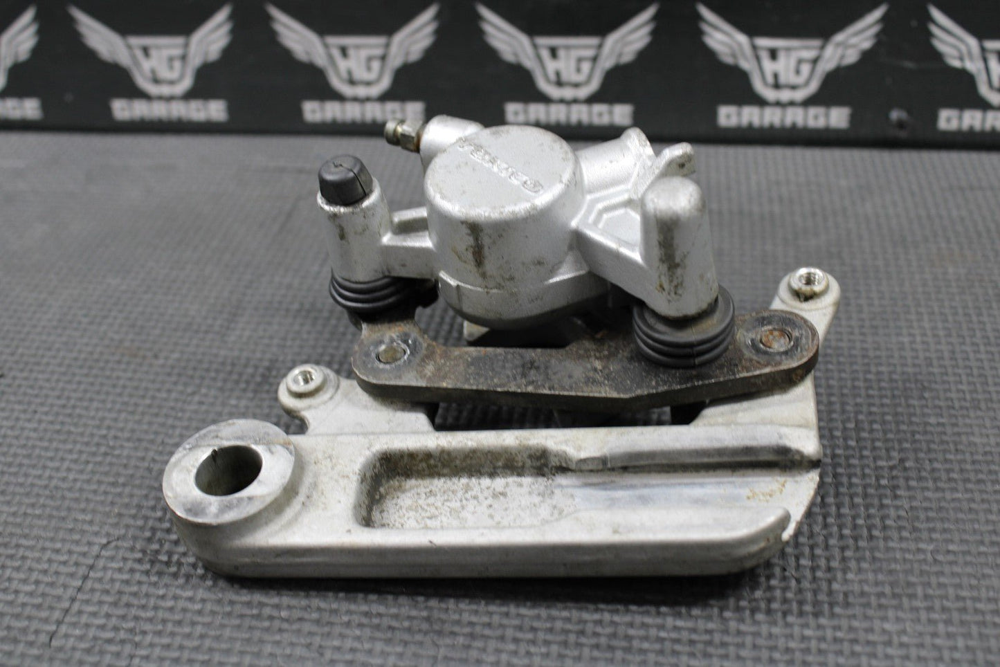 2005 SUZUKI 02 - 15 RM85 RM85L OEM TOKICO REAR BACK BRAKE CALIPER 69100 - 03B00 - 999 - hggarage
