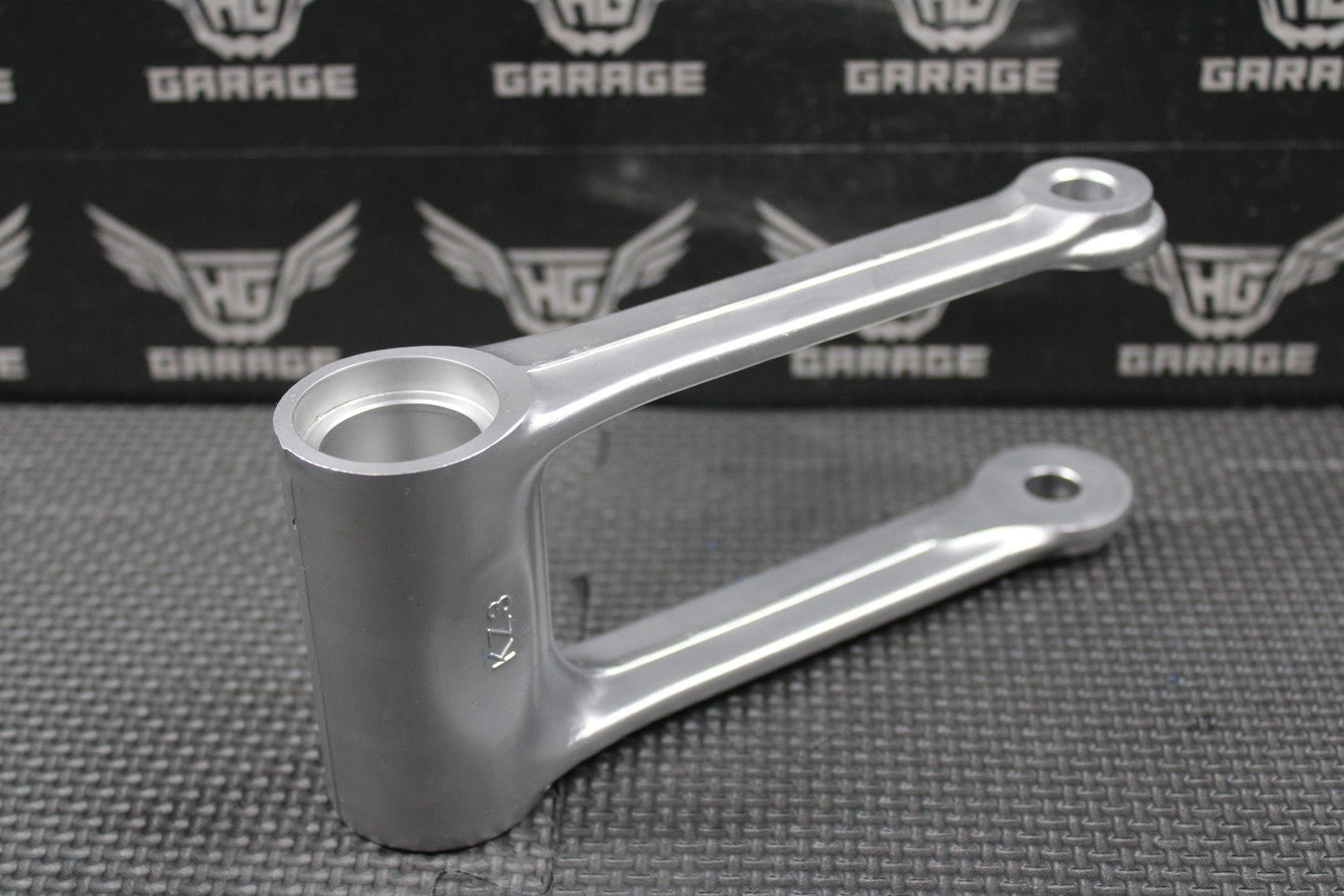 2001 95 - 01 HONDA CR500R OEM REAR SHOCK SWINGARM LINKAGE ROD 52475 - MAC - 680 MINT! - hggarage