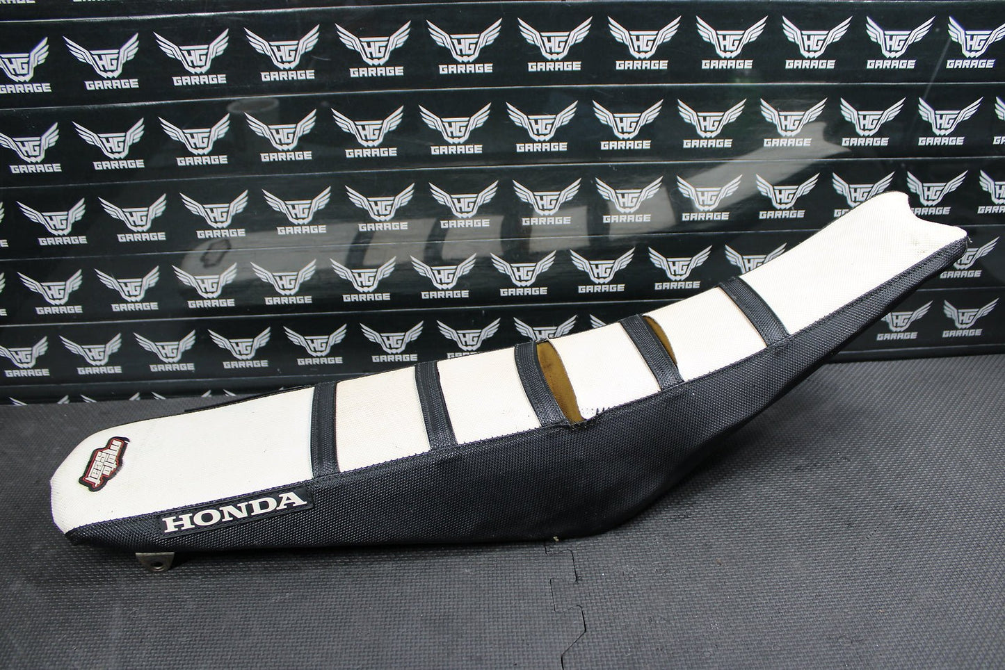 2013 10 - 13 Honda CRF250R Seat Saddle Foam Pan Moto Seat Cover 77100 - Men - A40 - hggarage