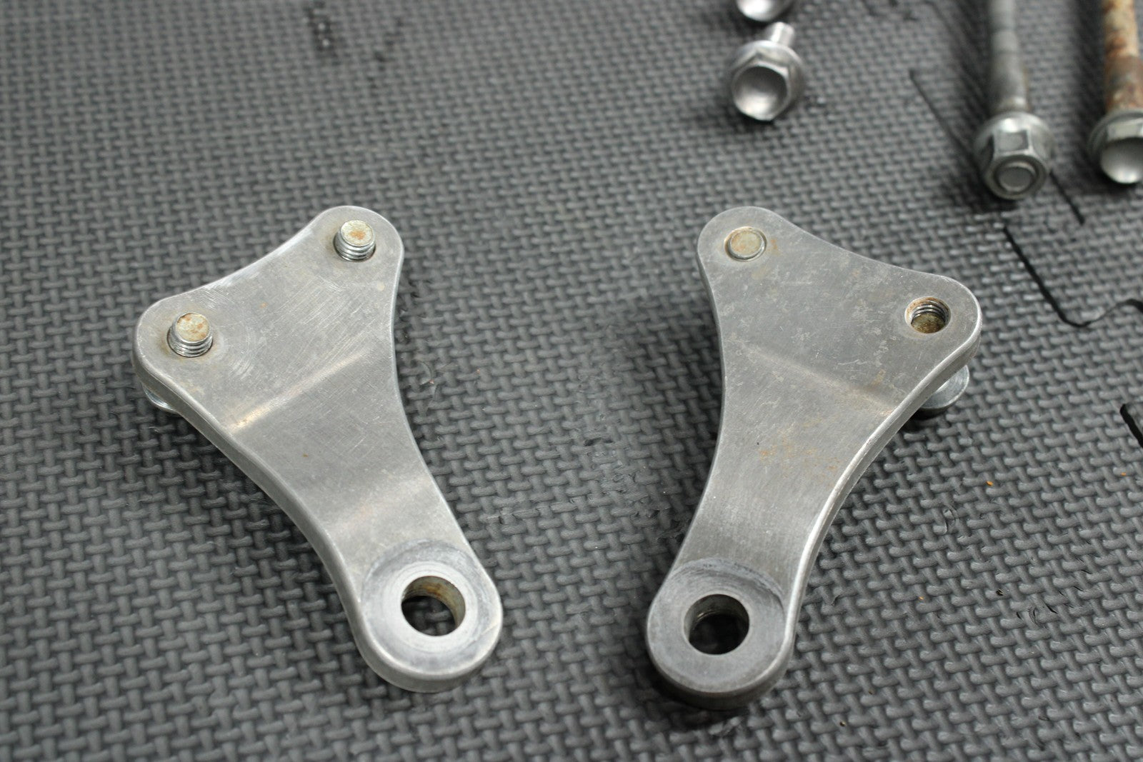 47565880