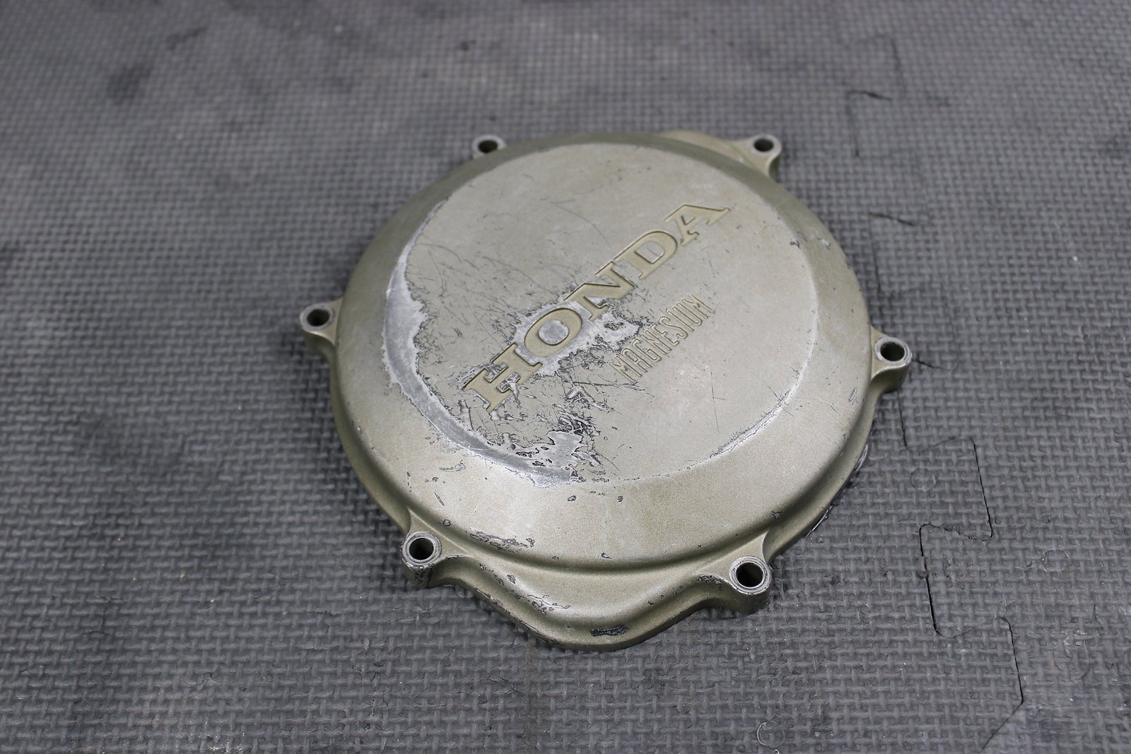 2002 HONDA CRF450R OEM OUTER ENGINE MOTOR SIDE CLUTCH COVER 11351 - MEB - 670 - hggarage