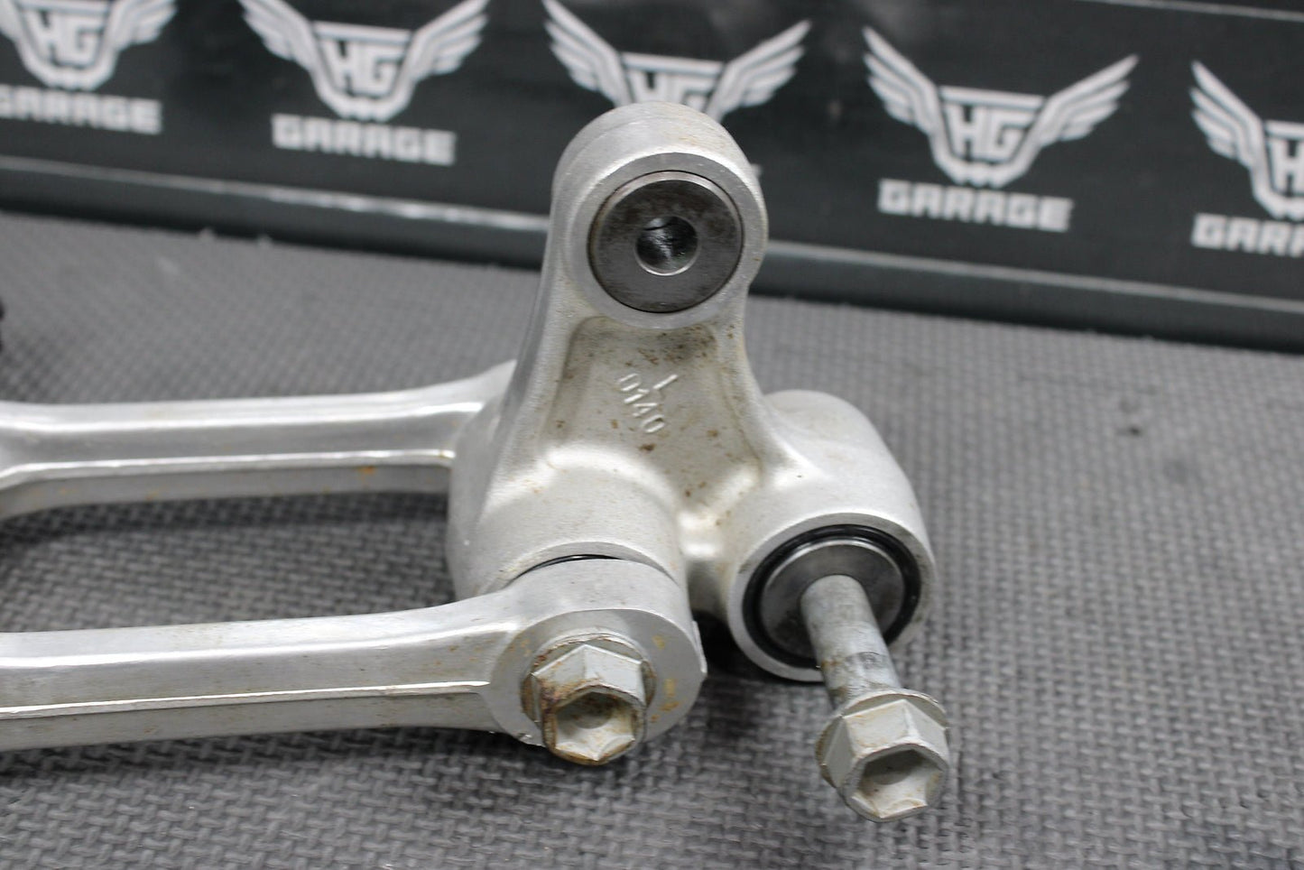 2009 Kawasaki KX250F OEM Rear Shock Linkage Links 39007 - 0140 39111 - 0064 - hggarage