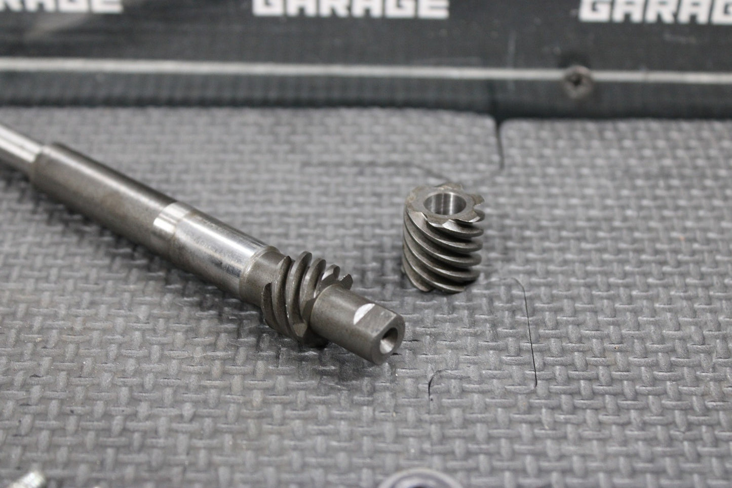 1998 HONDA CR125R 98 - 99 OEM ENGINE POWER VALVE POWERVALVE EXHAUST VALVE ASSEMBLY - hggarage