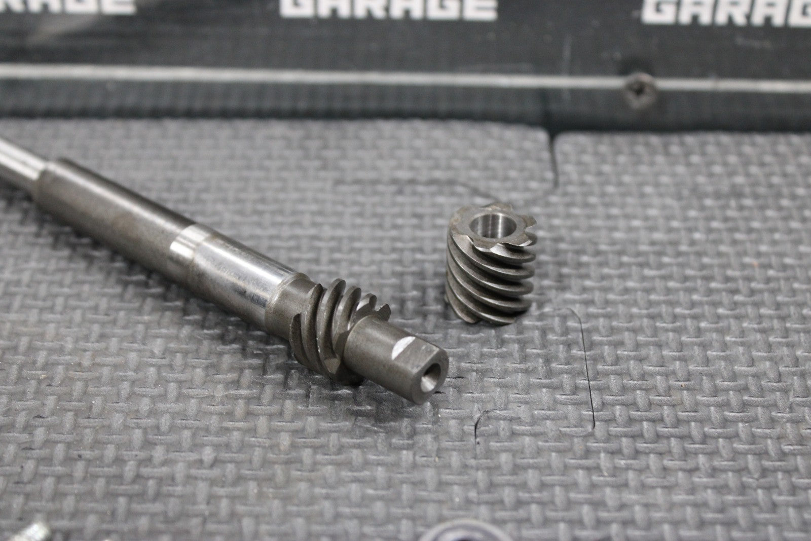 1998 HONDA CR125R 98 - 99 OEM ENGINE POWER VALVE POWERVALVE EXHAUST VALVE ASSEMBLY - hggarage