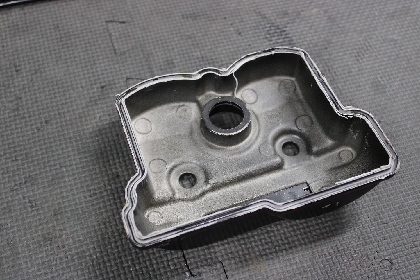 2012 KAWASAKI 09-16 KX250F ENGINE MOTOR CYLINDER HEAD COVER DOME