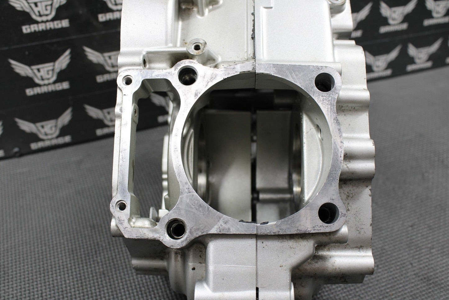 2009 KAWASAKI 09 - 14 KLX250 KLX250SF OEM ENGINE CRANKCASE CRANK CASES SET NICE! - hggarage