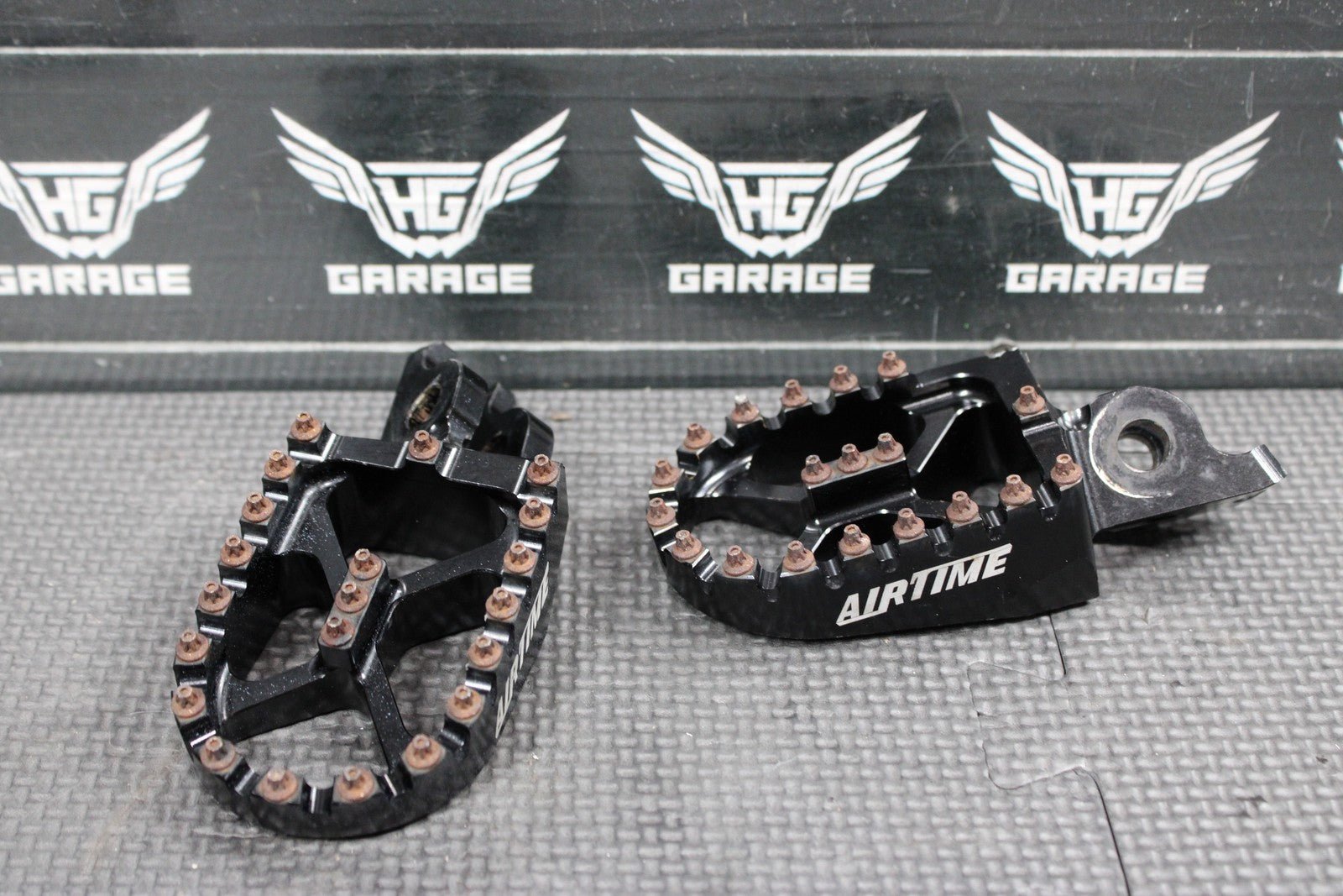 2007 HONDA CRF450R AIR TIME BILLET FOOT PEGS PEDALS FRAME STAND FOOTPEG BLACK - hggarage
