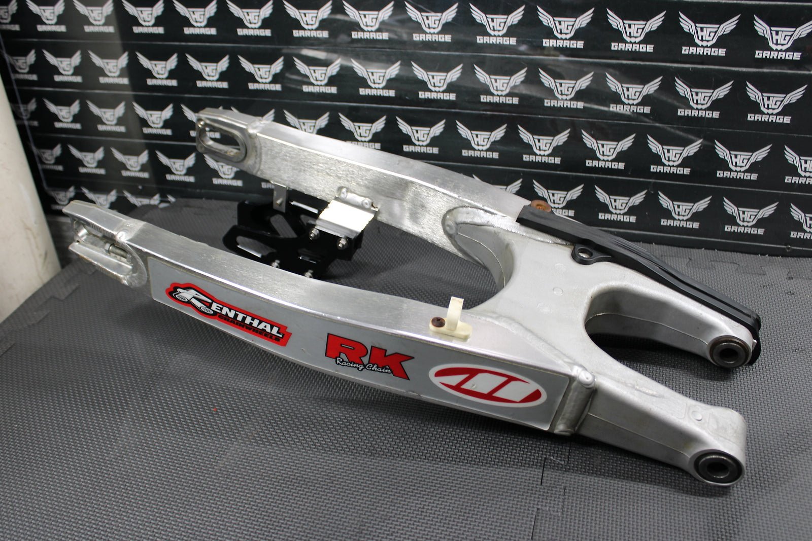 2013 SUZUKI RMZ250 OEM SWINGARM SWING ARM SUSPENSION 61000 - 49H00 - hggarage