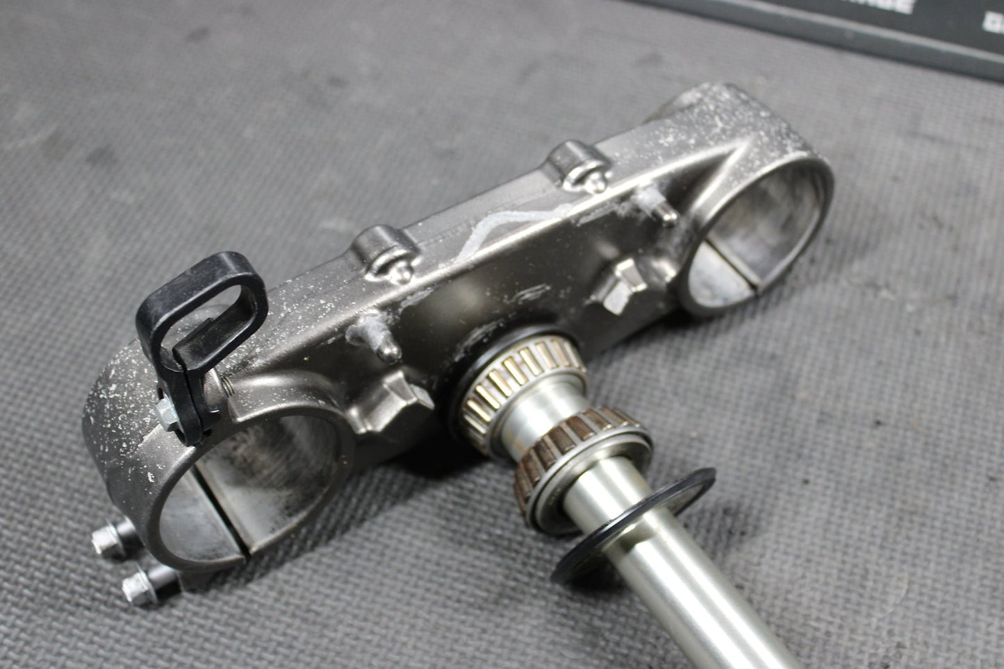 2010 Yamaha 10 - 13 YZ450F OEM Front Forks Lower Upper Triple Tree Assembly - hggarage