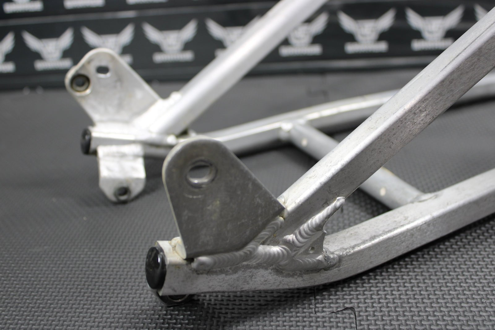 2002 YAMAHA YZ250F OEM REAR BACK SUB FRAME SUBFRAME SEAT RAIL 5SF - 21190 - 00 - 00 - hggarage