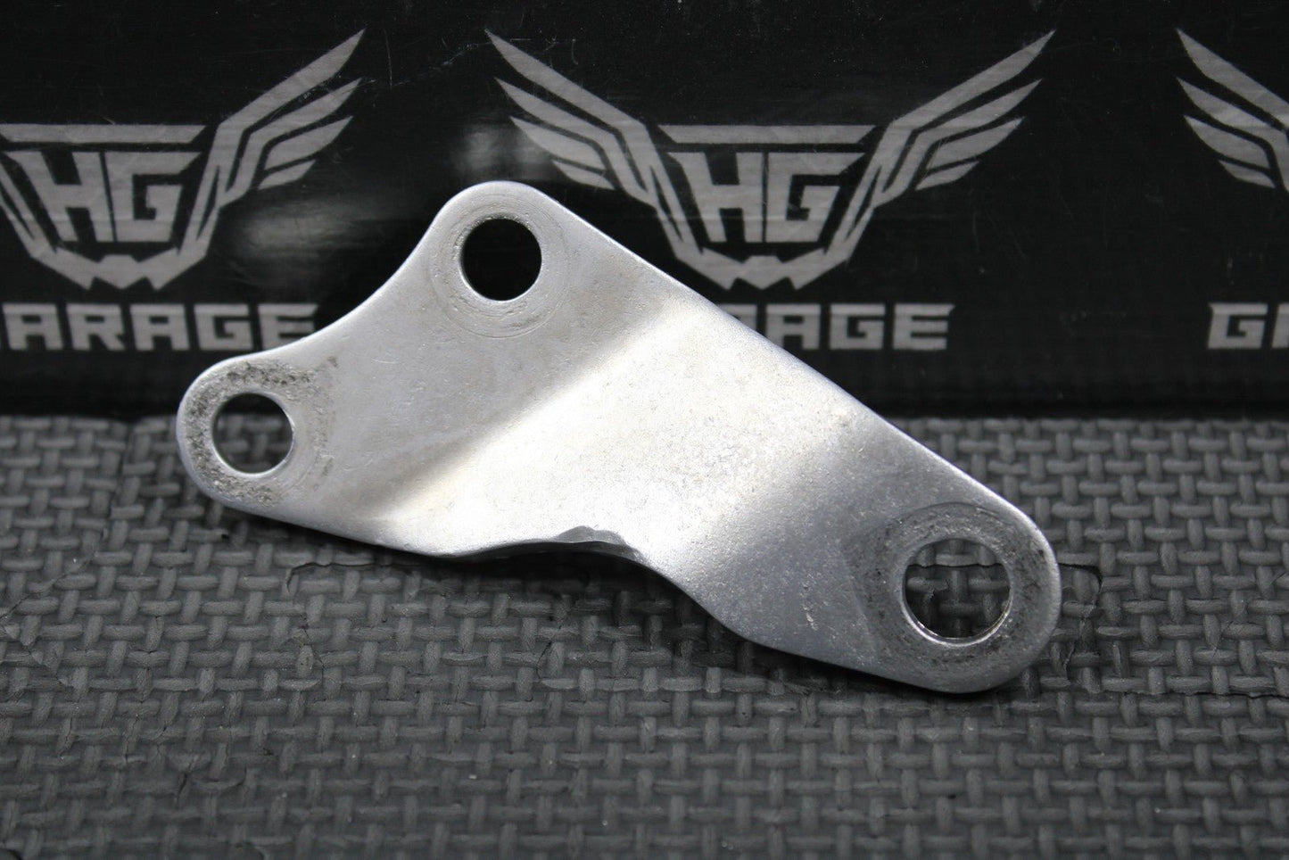 2001 HONDA CR250R OEM ENGINE MOTOR MOUNT HEAD STAY HANGER BRACKET 50407 - KZ3 - J30 - hggarage