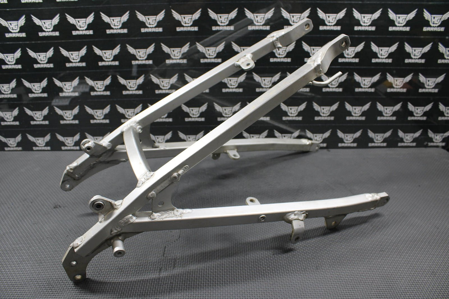 2000 SUZUKI 00 - 04 DRZ400 OEM REAR BACK SUB FRAME SUBFRAME SEAT RAIL 41200 - 29F00 - hggarage