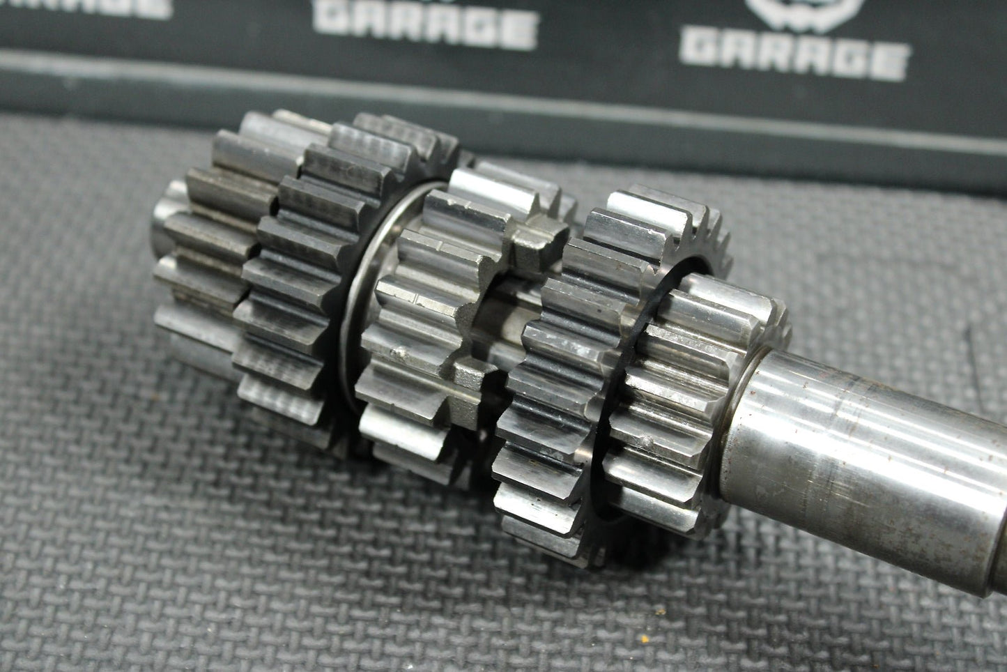 1992 Kawasaki KX250 90 - 93 OEM Engine Transmission Input Shaft Assembly Gears - hggarage