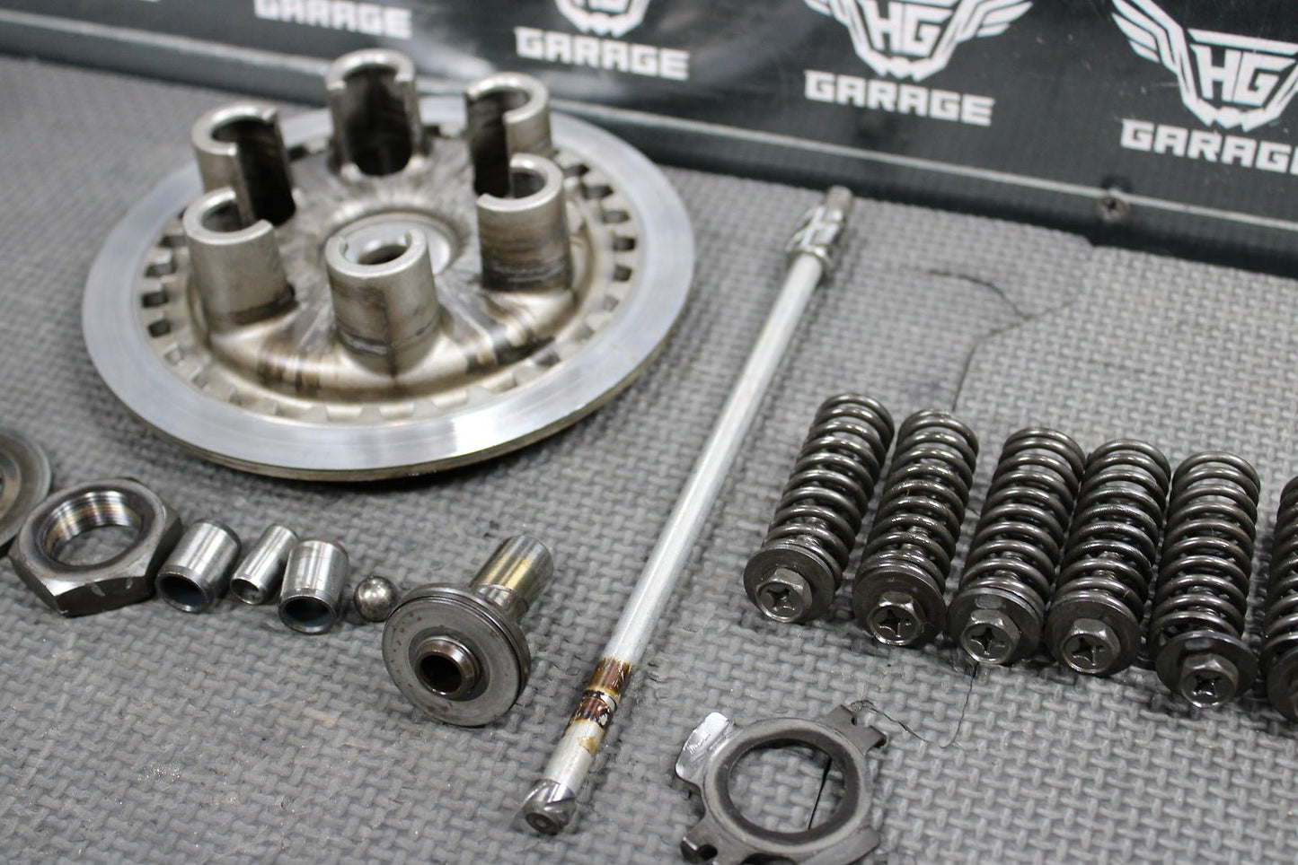 2008 YAMAHA YZ450F OEM CLUTCH SPRING PRESSURE PLATE HARDWARE ASSEMBLY - hggarage
