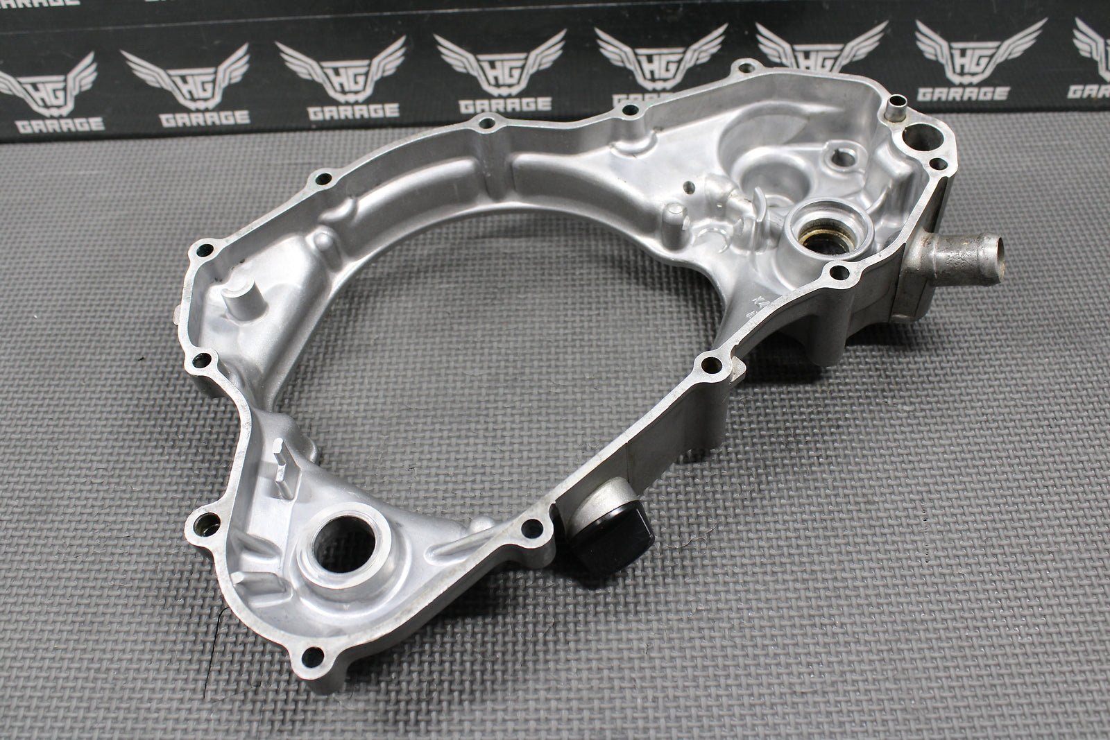 1995 92 - 96 HONDA CR250R OEM ENGINE RIGHT CASE INNER CLUTCH COVER 11341 - KZ3 - 890 - hggarage