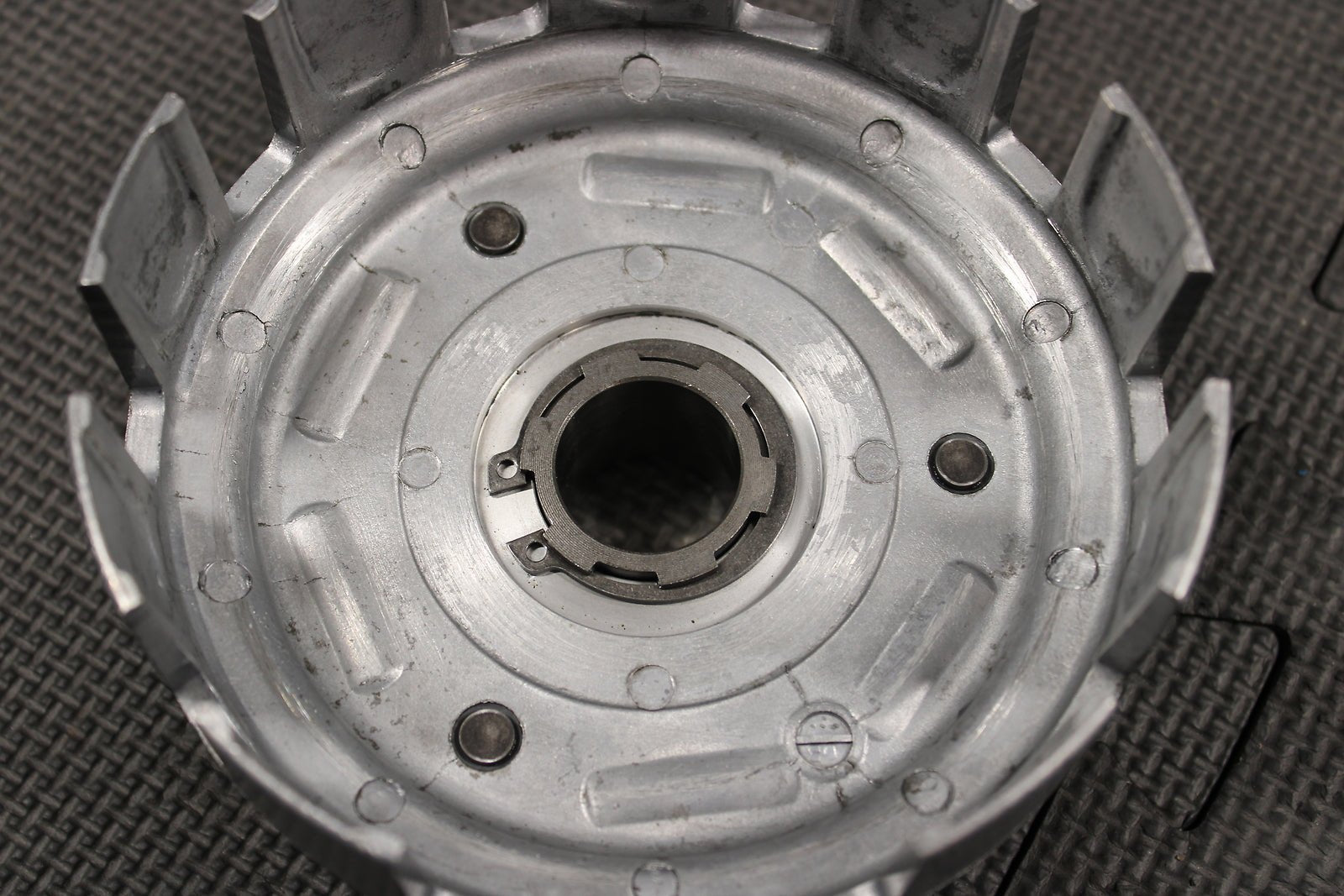 2001 Honda XR250R OEM Complete Clutch W Plates Basket Hub 22100 - Kcz - 000 Nice! - hggarage