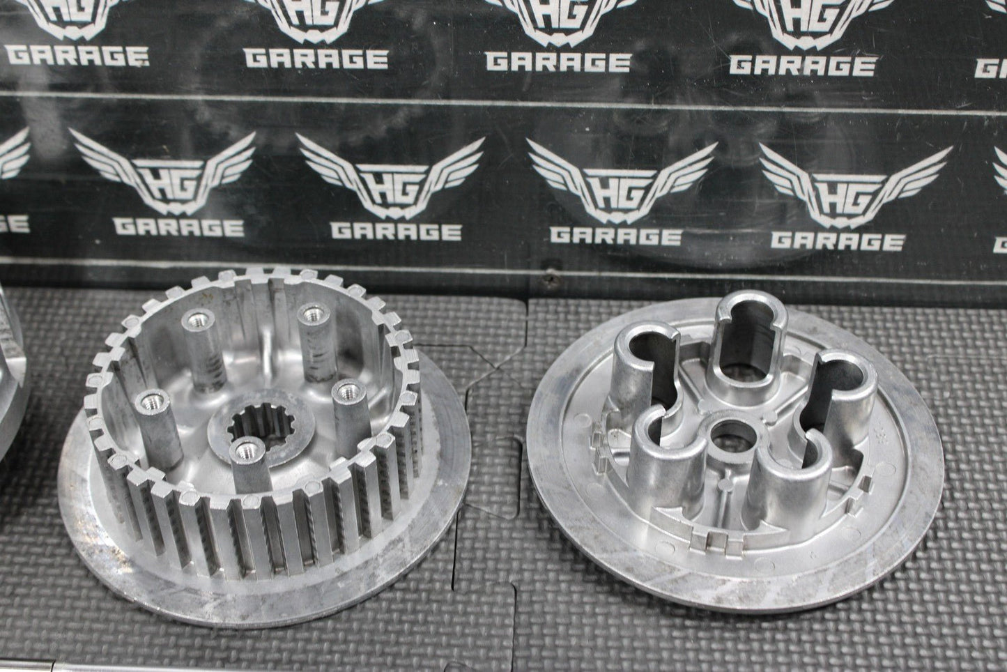 2014 KAWASAKI 10 - 14 KX250F OEM COMPLETE CLUTCH BASKET HUB PRESSURE PLATE - hggarage