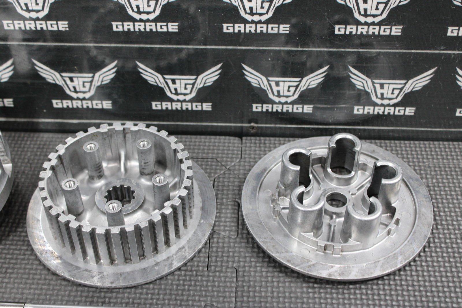 2014 KAWASAKI 10 - 14 KX250F OEM COMPLETE CLUTCH BASKET HUB PRESSURE PLATE - hggarage