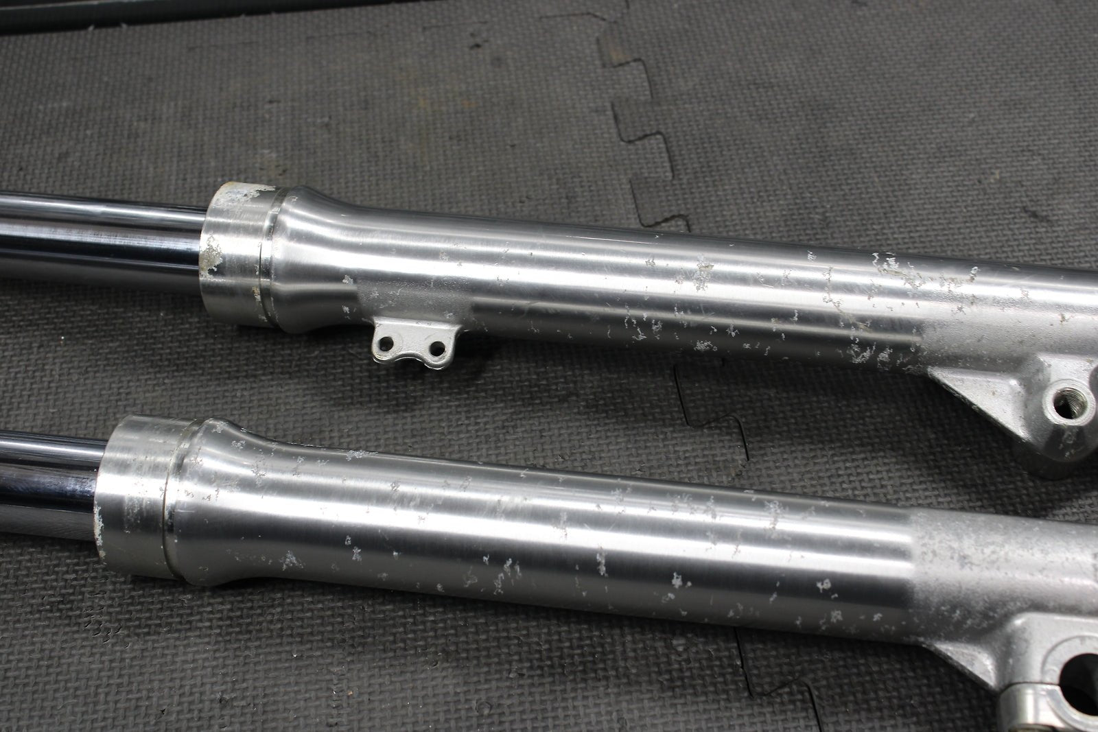 2002 Honda XR200R 95 - 02 OEM KYB Right Left Front Suspension Forks Shocks 51480 - K - hggarage
