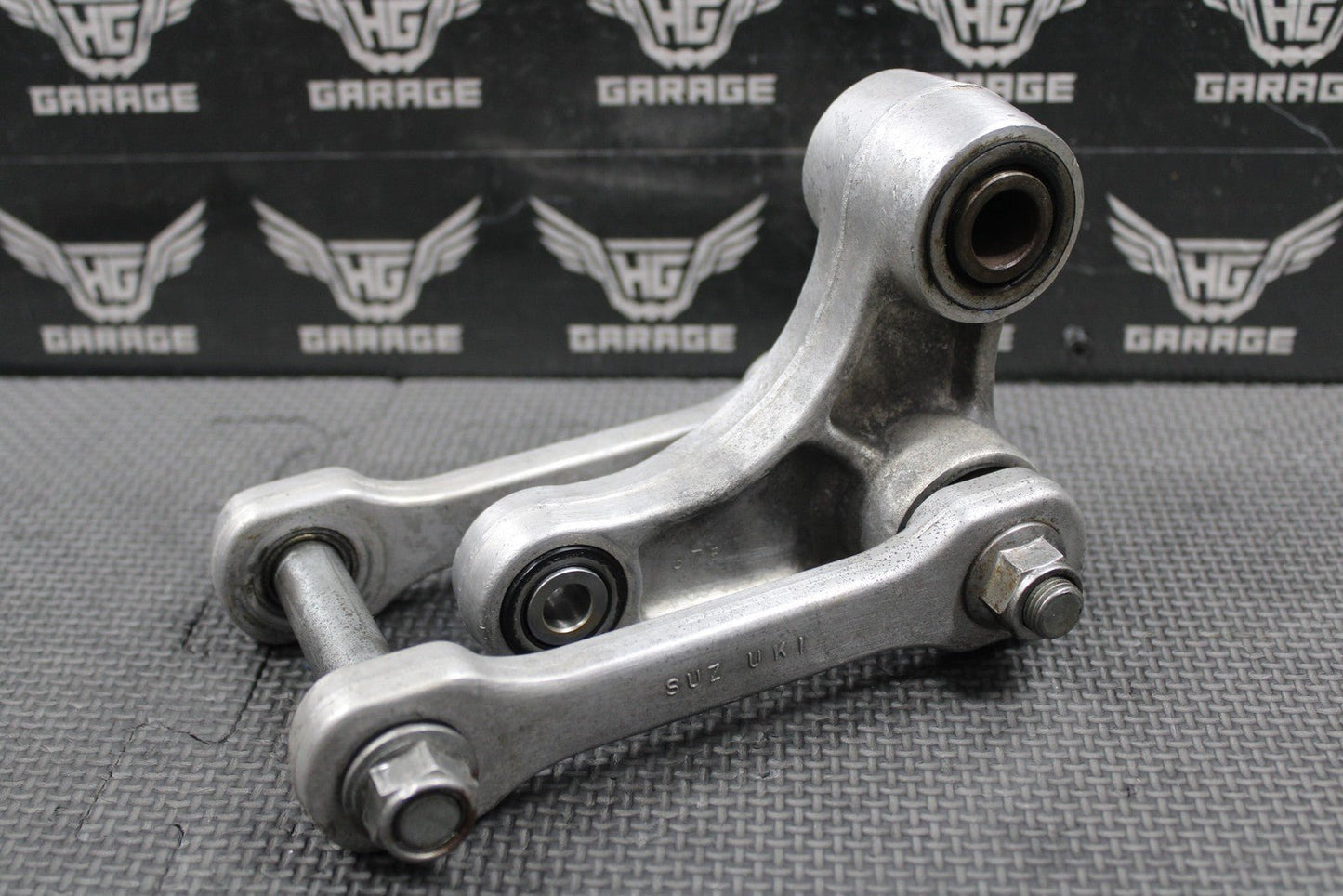 1999 SUZUKI 98 - 99 RM250 OEM REAR SHOCK SWINGARM LINKAGE LEVER 62600 - 37820 NICE! - hggarage