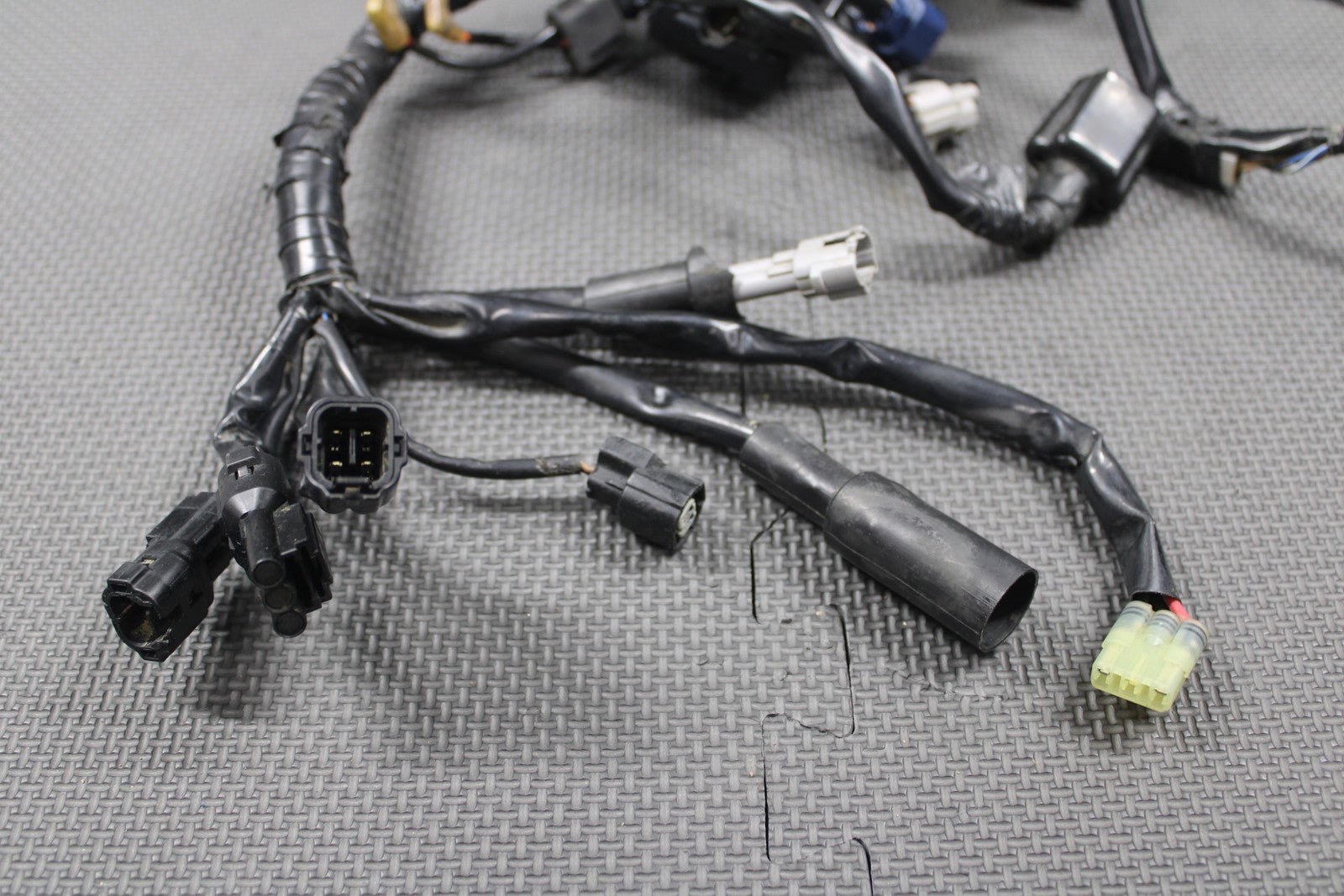 2019 2020 YAMAHA YZ250F OEM MAIN CHASSIS WIRING HARNESS WIRE LOOM B7B - 82590 - 10 - 0 - hggarage
