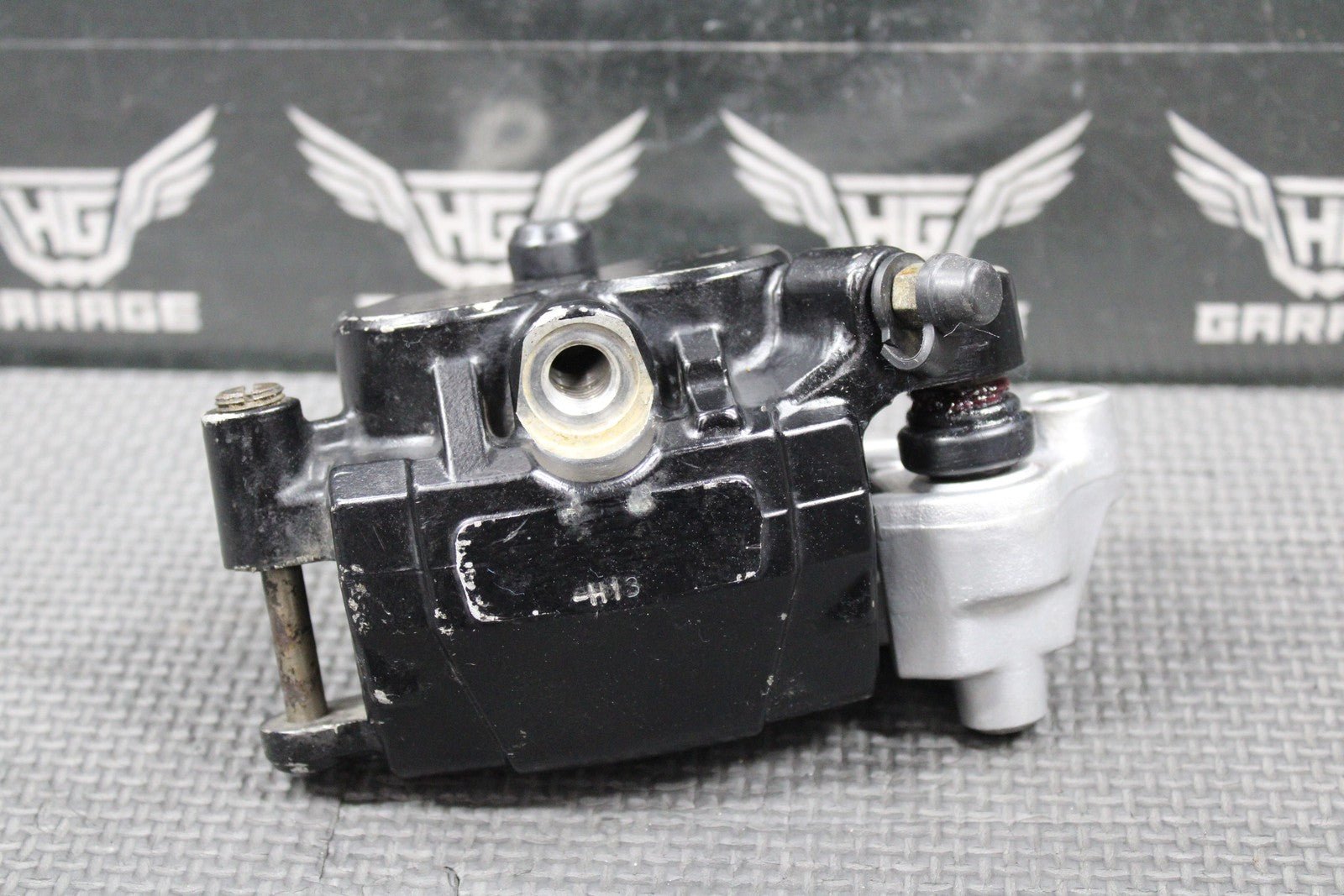 1989 HONDA 88 - 89 XR250R 87 CR250R CR500R OEM FRONT BRAKE CALIPER 45100 - MN1 - 872 - hggarage