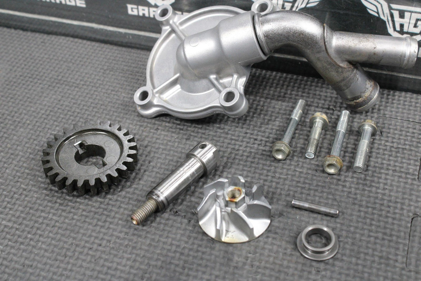 2018 HONDA 18 - 22 CRF250R CRF250RX OEM ENGINE WATER PUMP W HOUSING SHAFT IMPELLER - hggarage