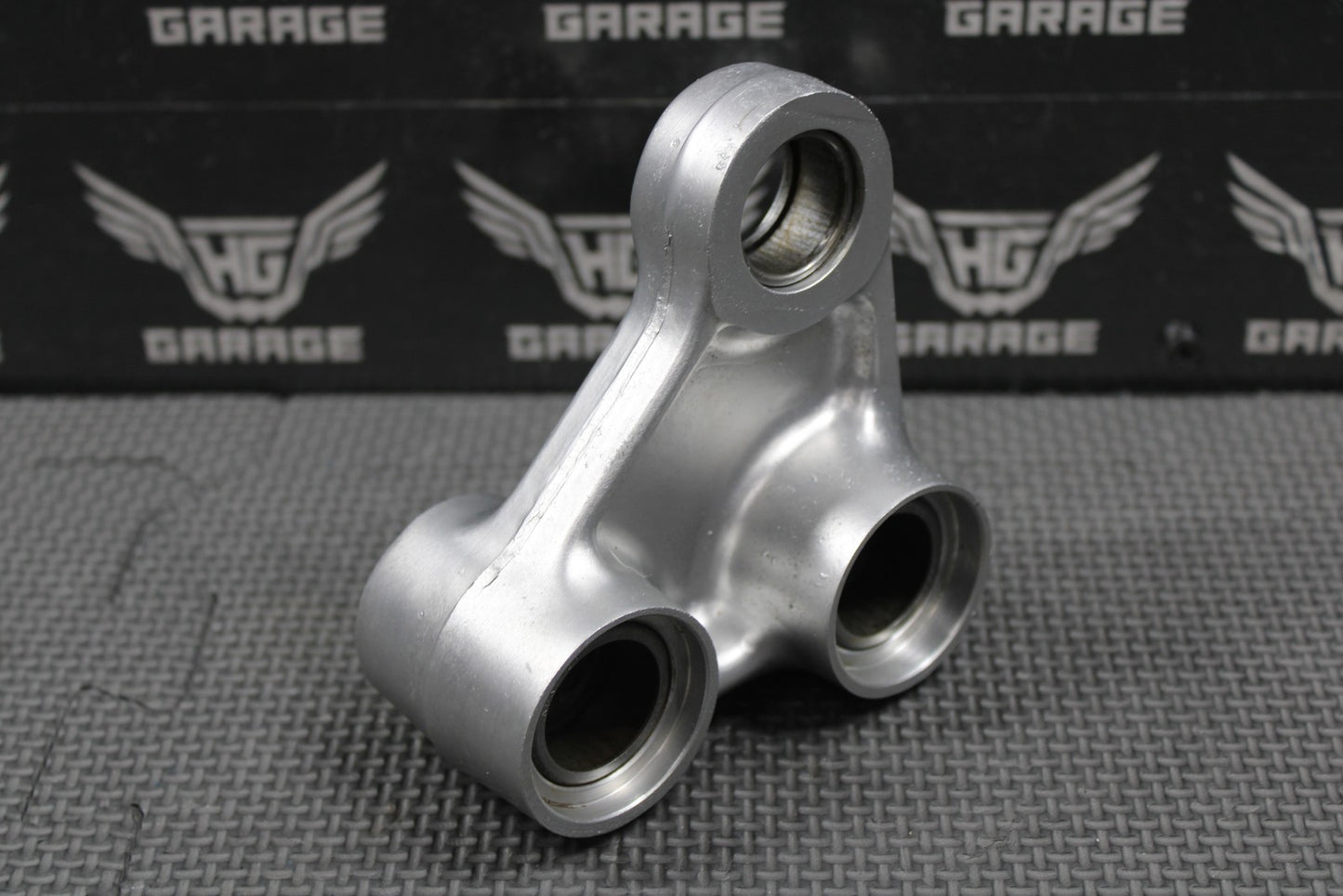 1997 HONDA CR250R OEM REAR SHOCK LINKAGE CUSHION ARM SET S52465 - KZ3 - B00 NICE! - hggarage