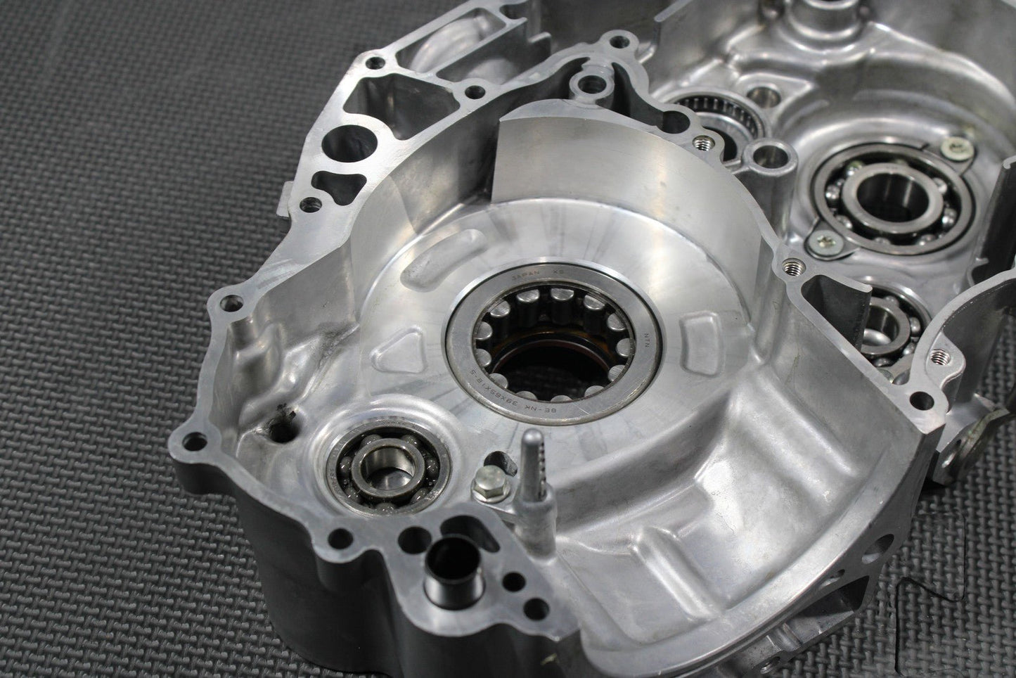 2019 HONDA 19 - 20 CRF450RX OEM LEFT ENGINE MOTOR CRANKCASE CRANK NEEDS REPAIR! - hggarage
